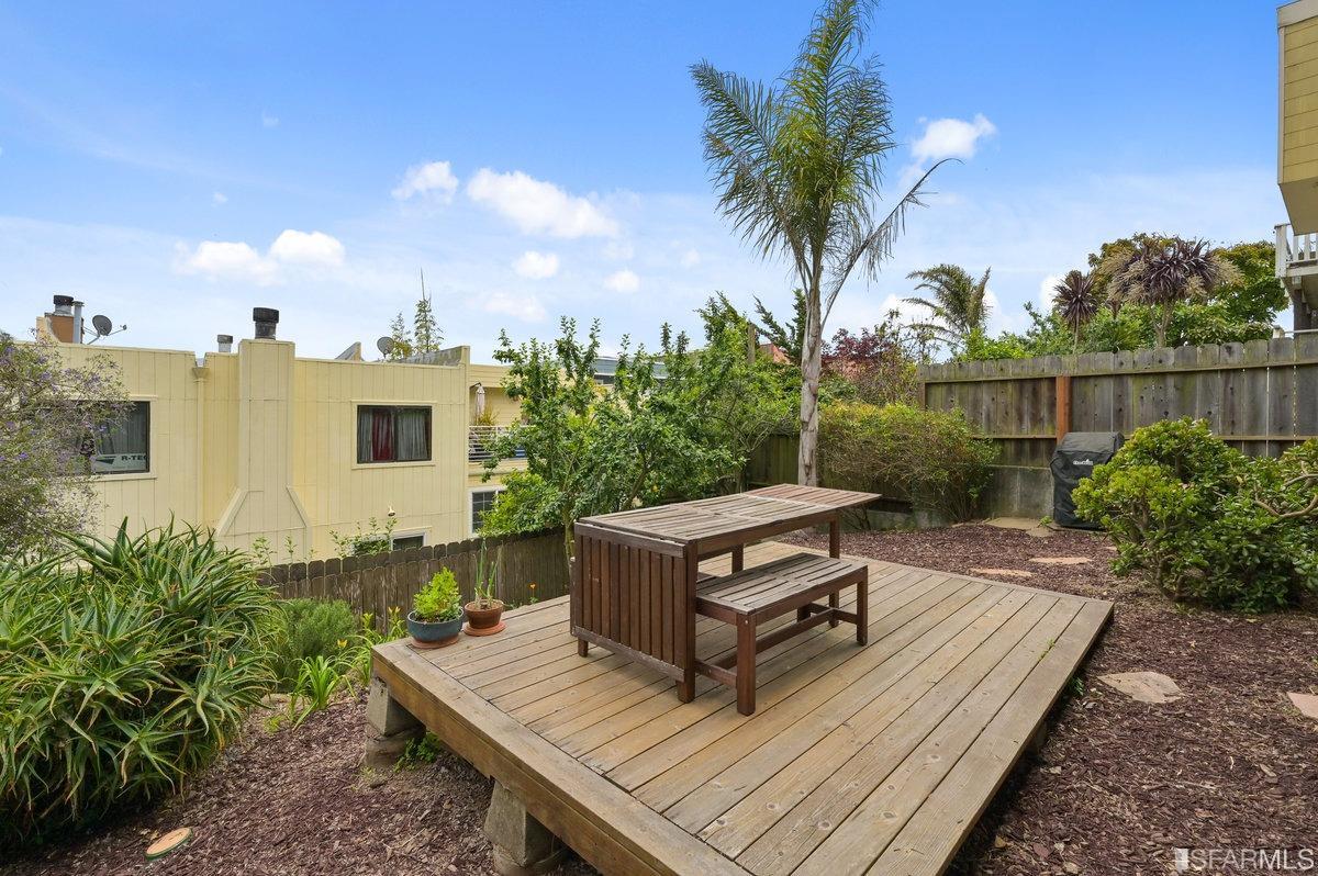 661 Peralta Avenue # 1