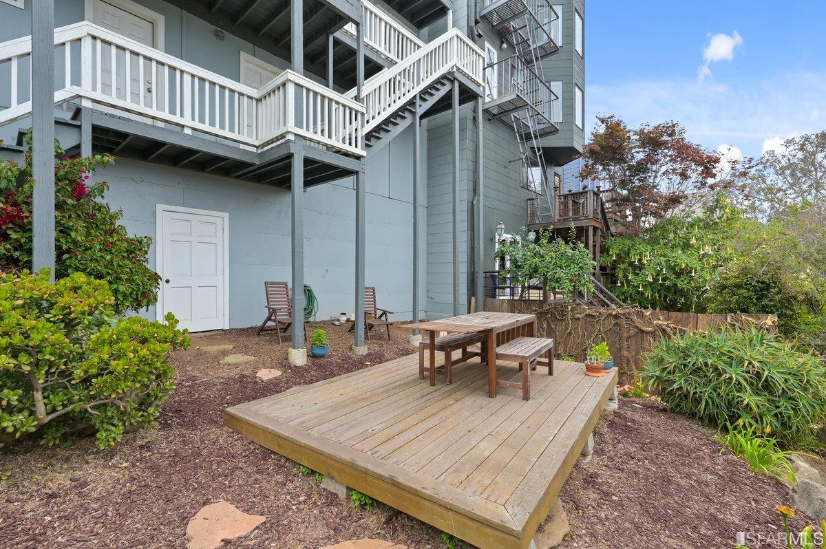 661 Peralta Avenue # 1