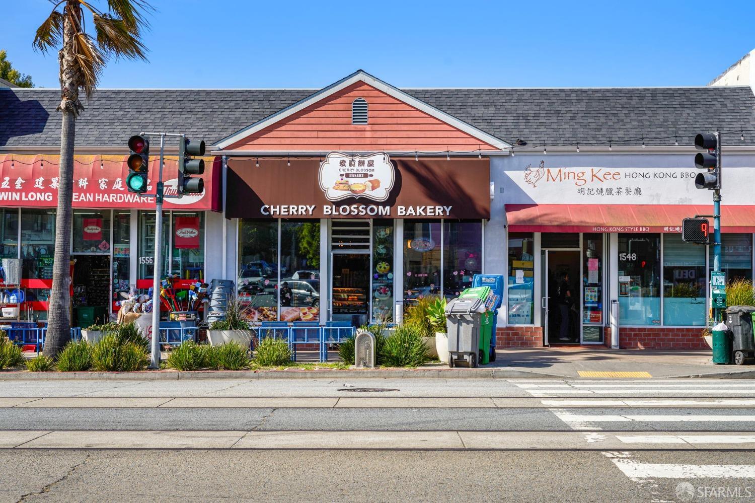 125 Majestic Avenue