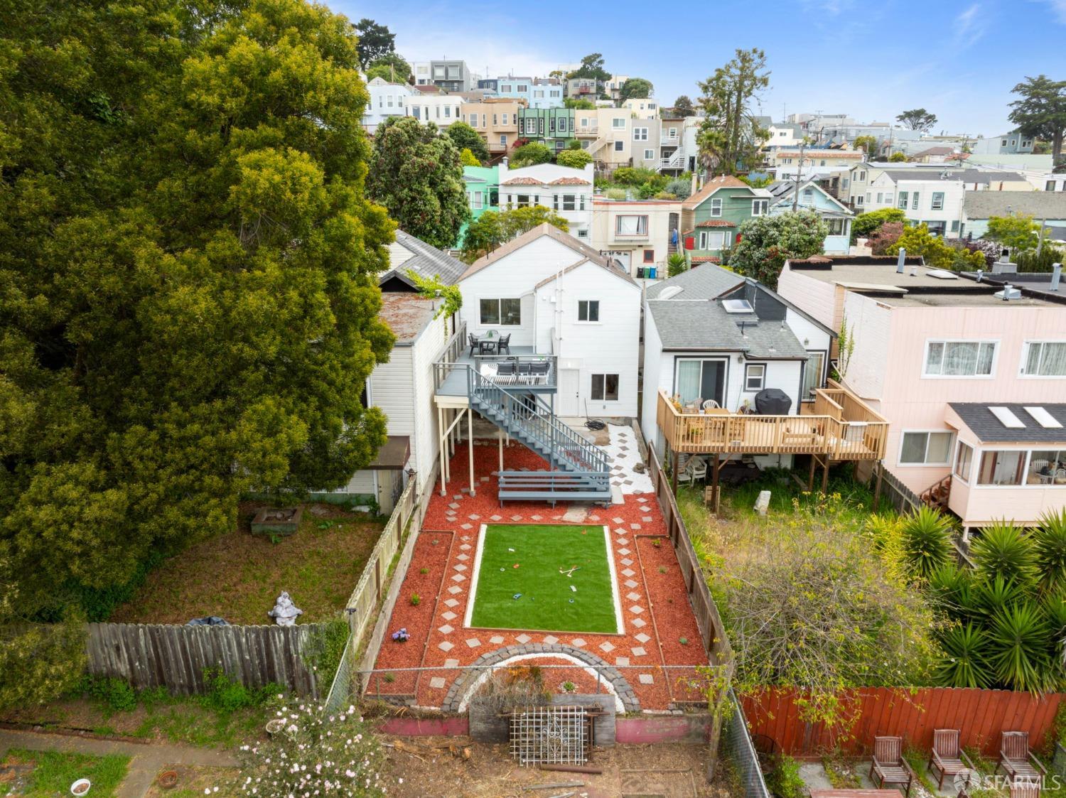 125 Majestic Avenue