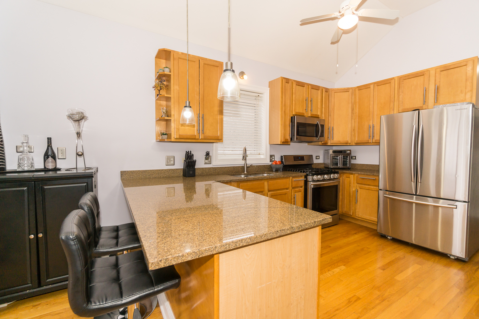7507 W Irving Park Road Unit: 3