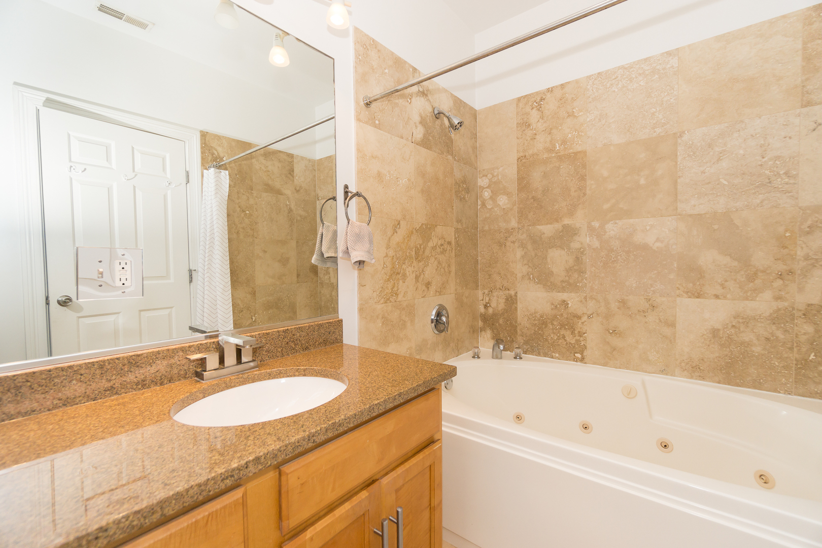 7507 W Irving Park Road Unit: 3