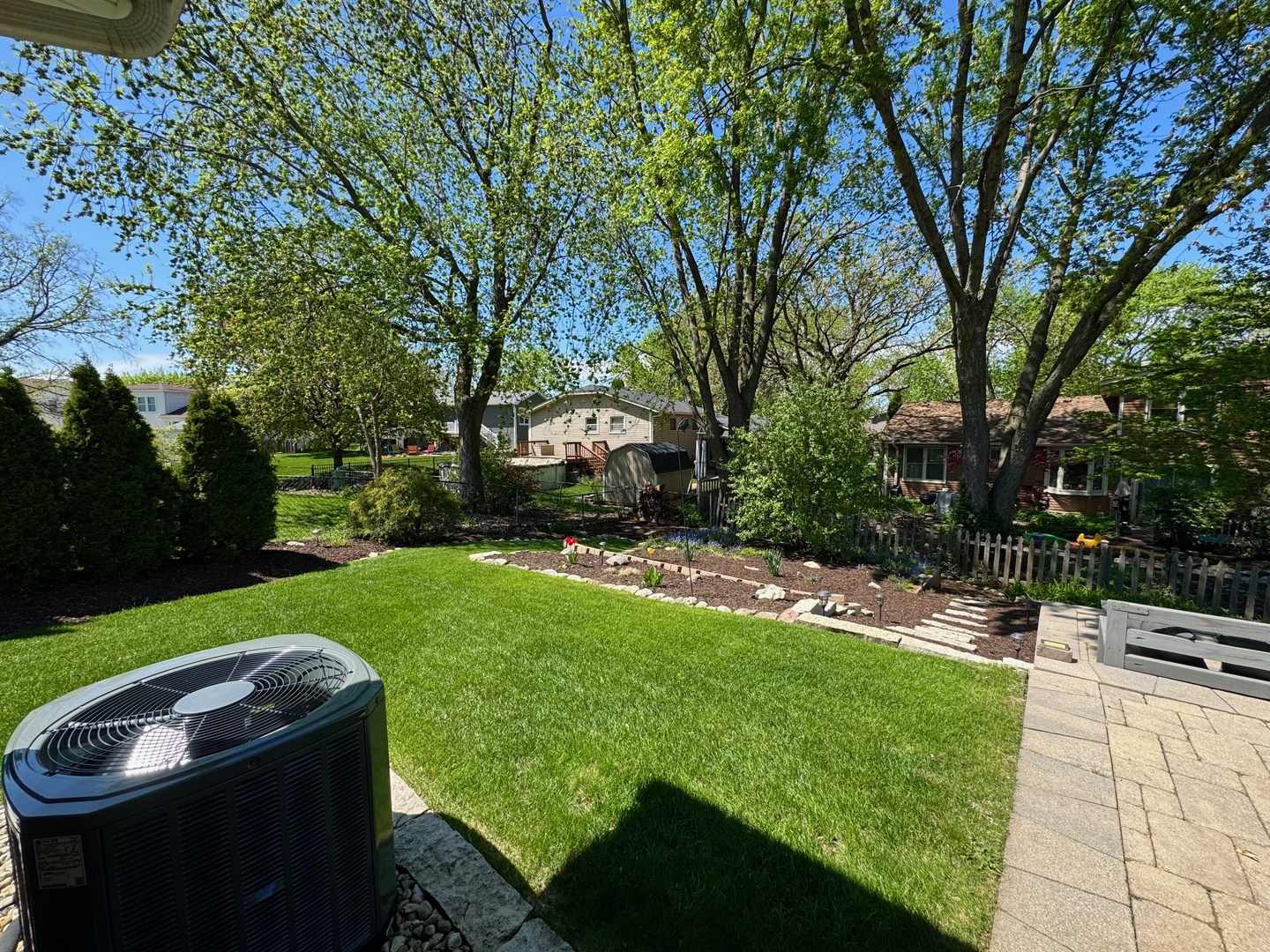 660 Londonberry Lane