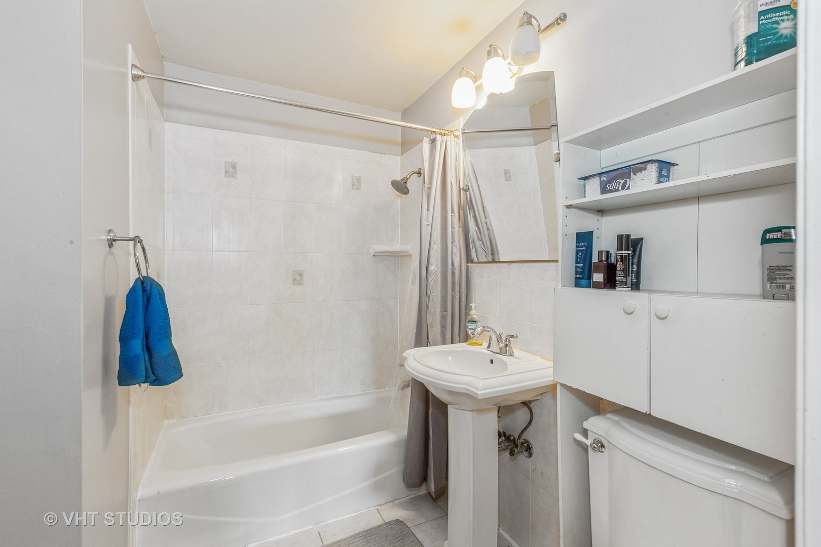 1313B S Rebecca Road Unit: 215