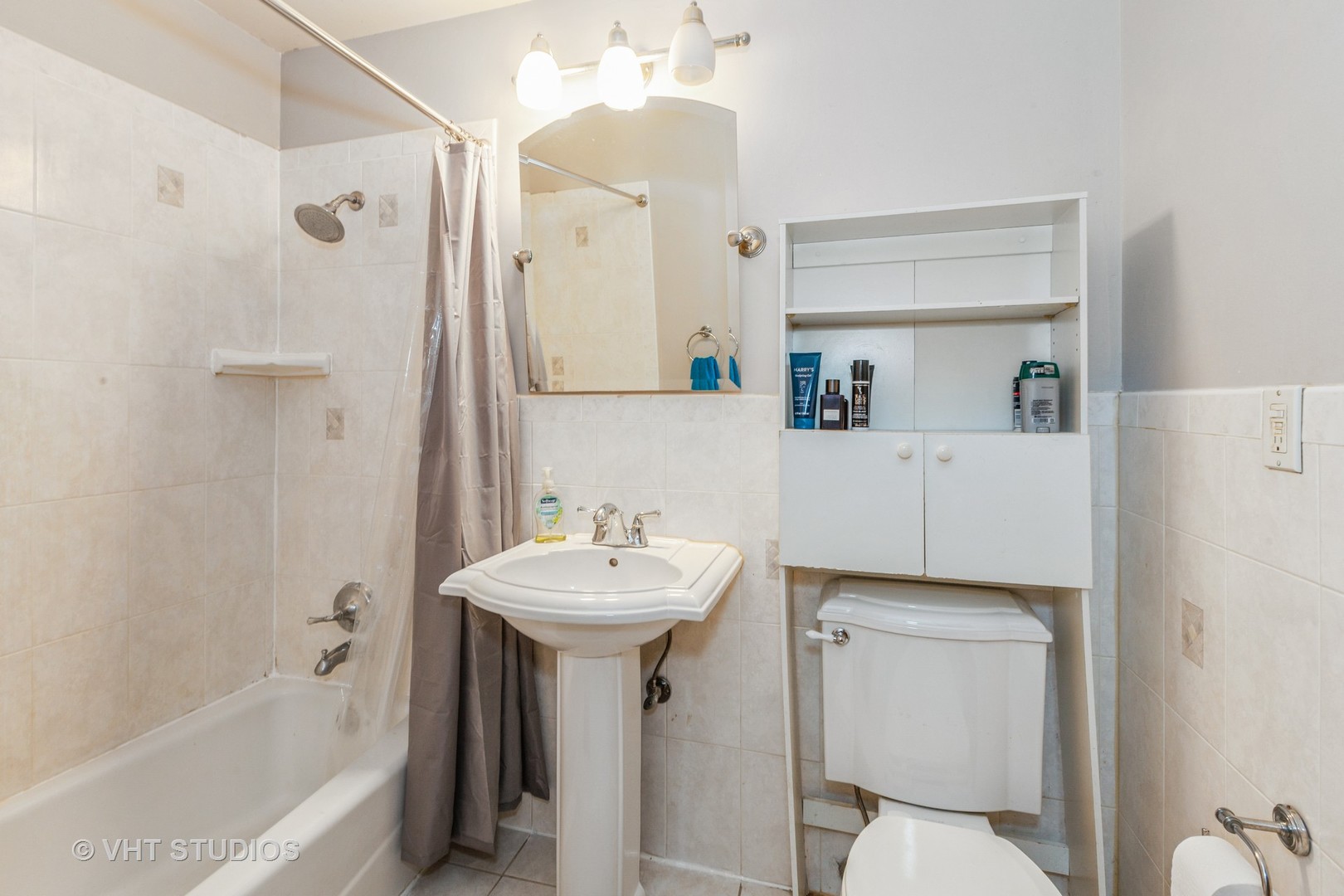 1313B S Rebecca Road Unit: 215