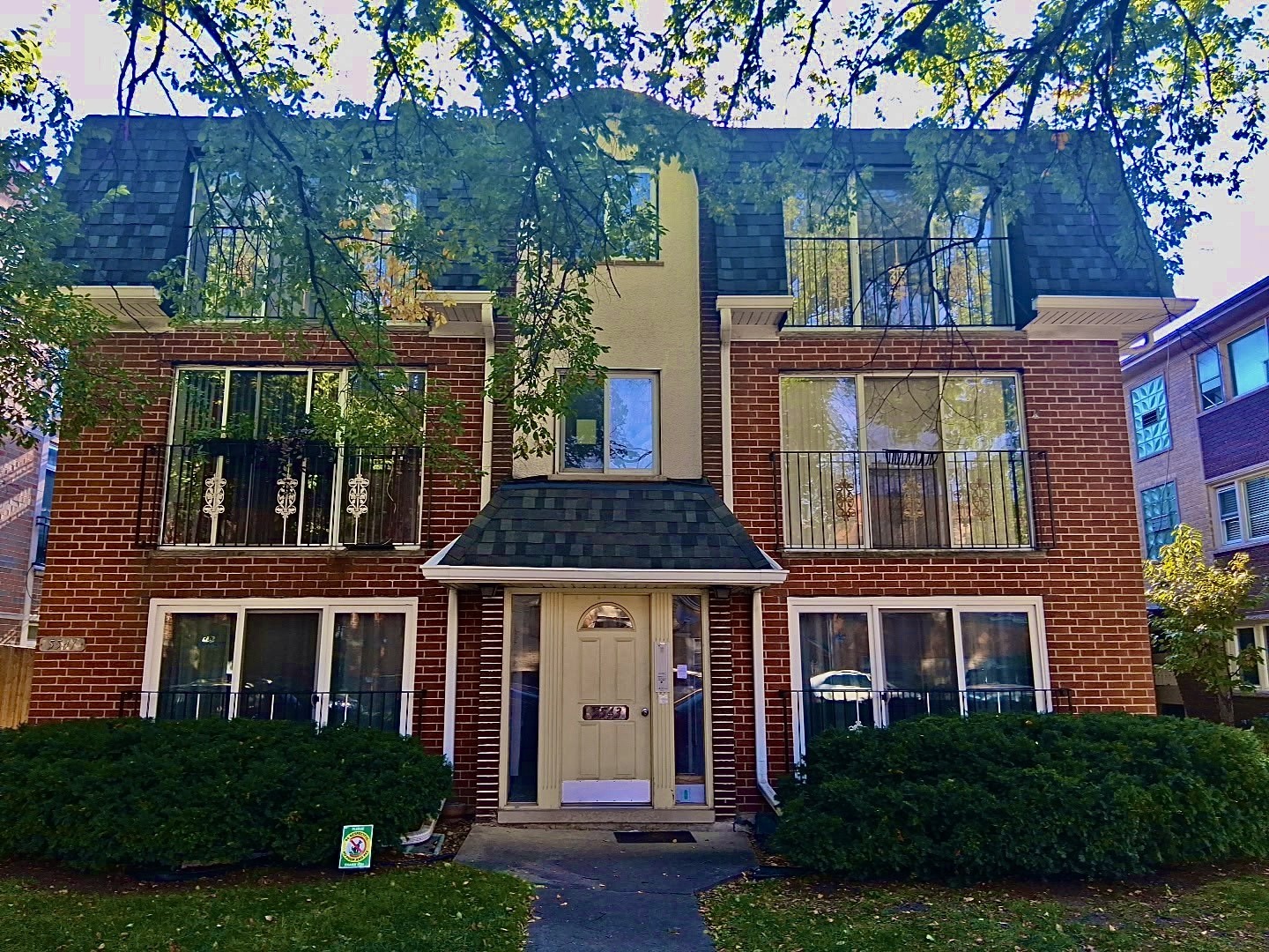 5543 W Higgins Avenue Unit: 1