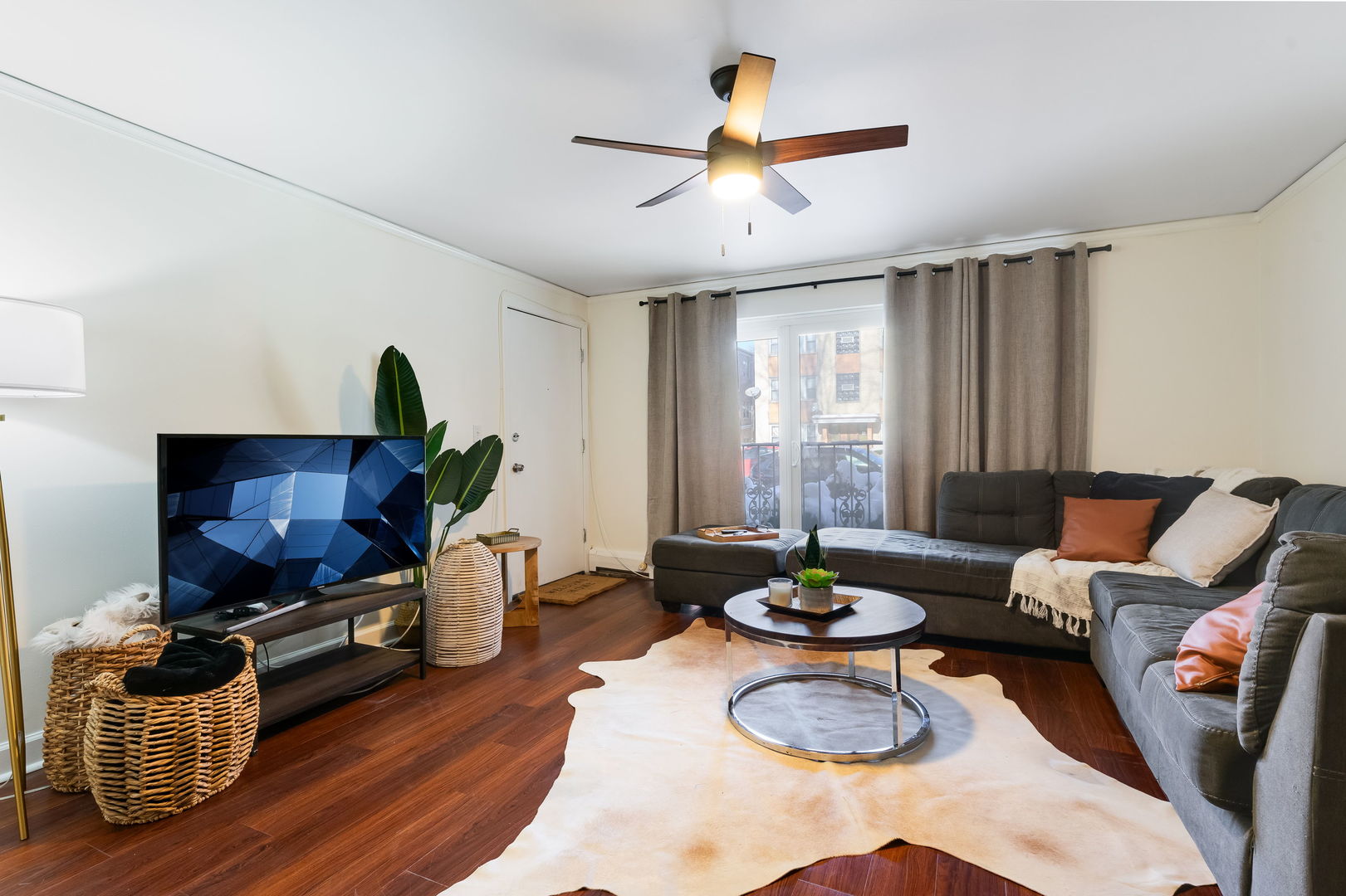 5543 W Higgins Avenue Unit: 1