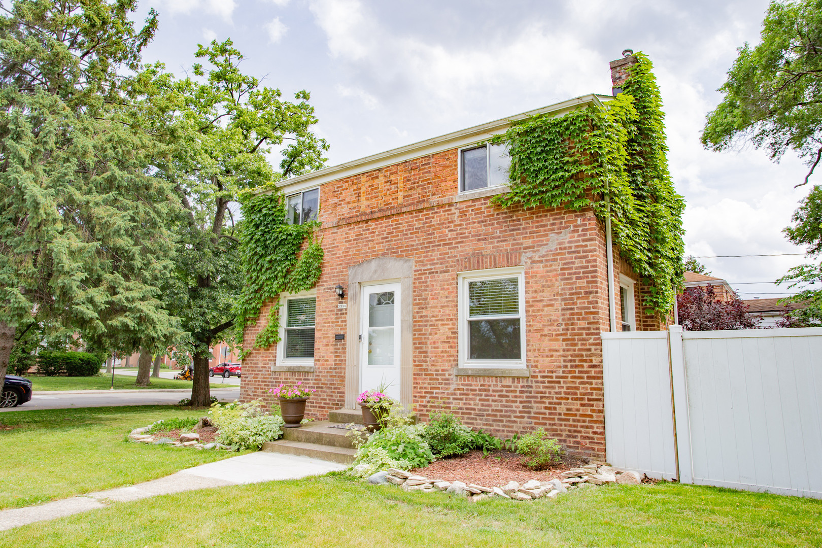 5356 N Oketo Avenue