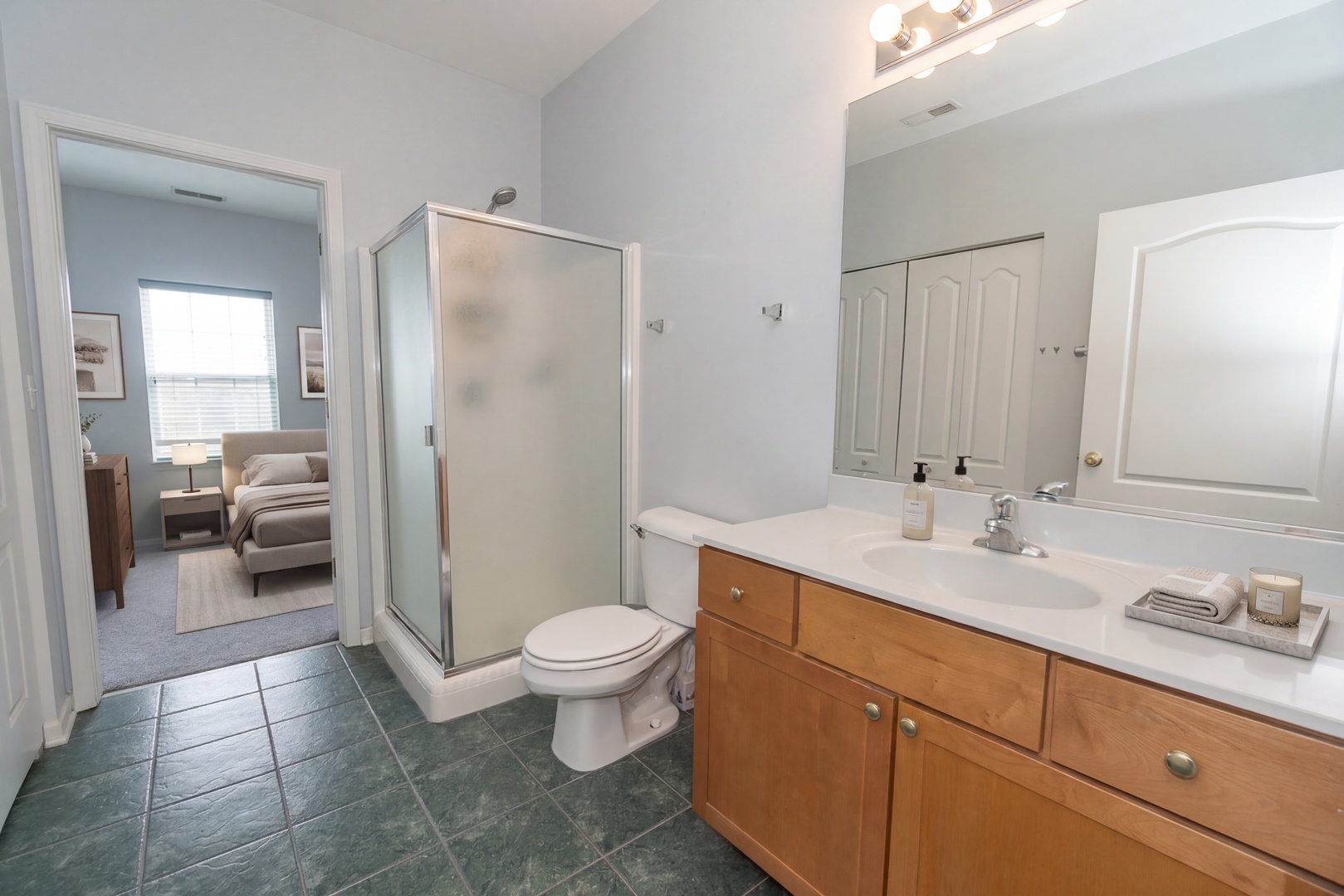 1299 W Lake Street Unit: 302