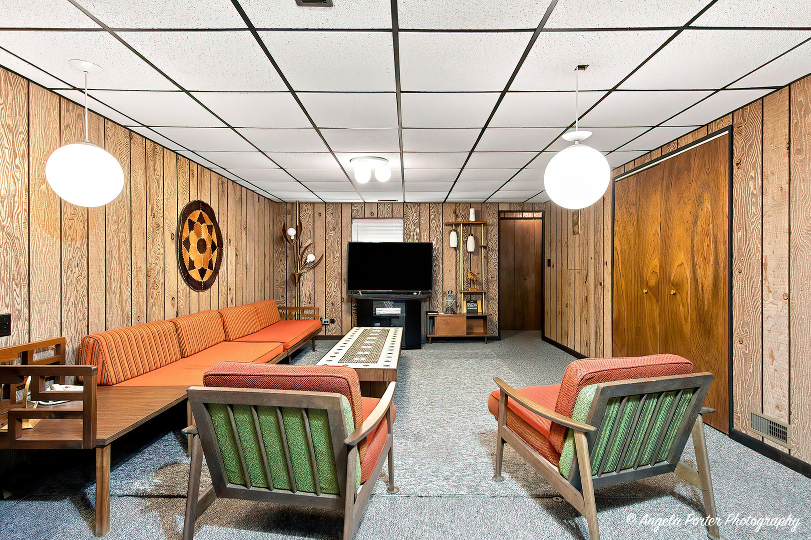 931 Perry Drive