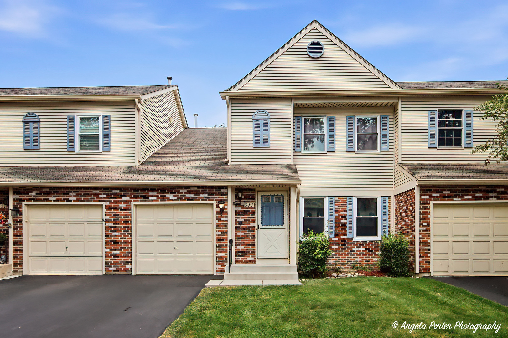 931 Perry Drive