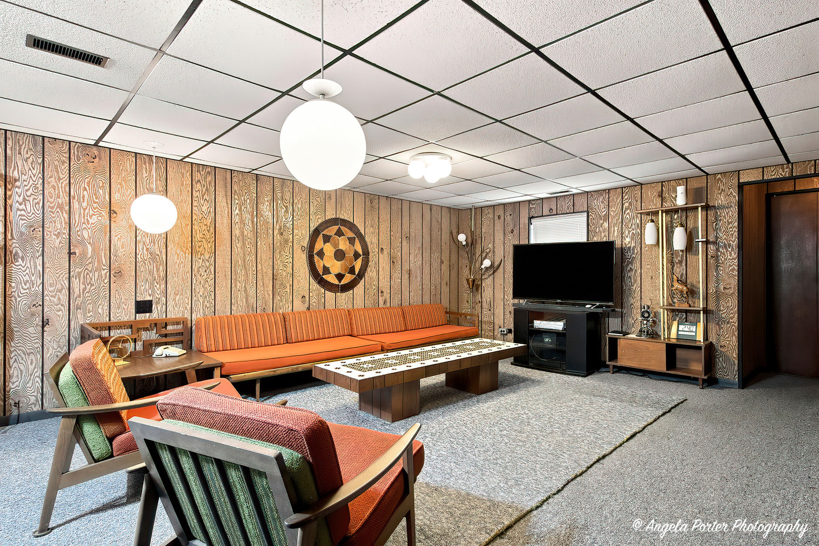 931 Perry Drive