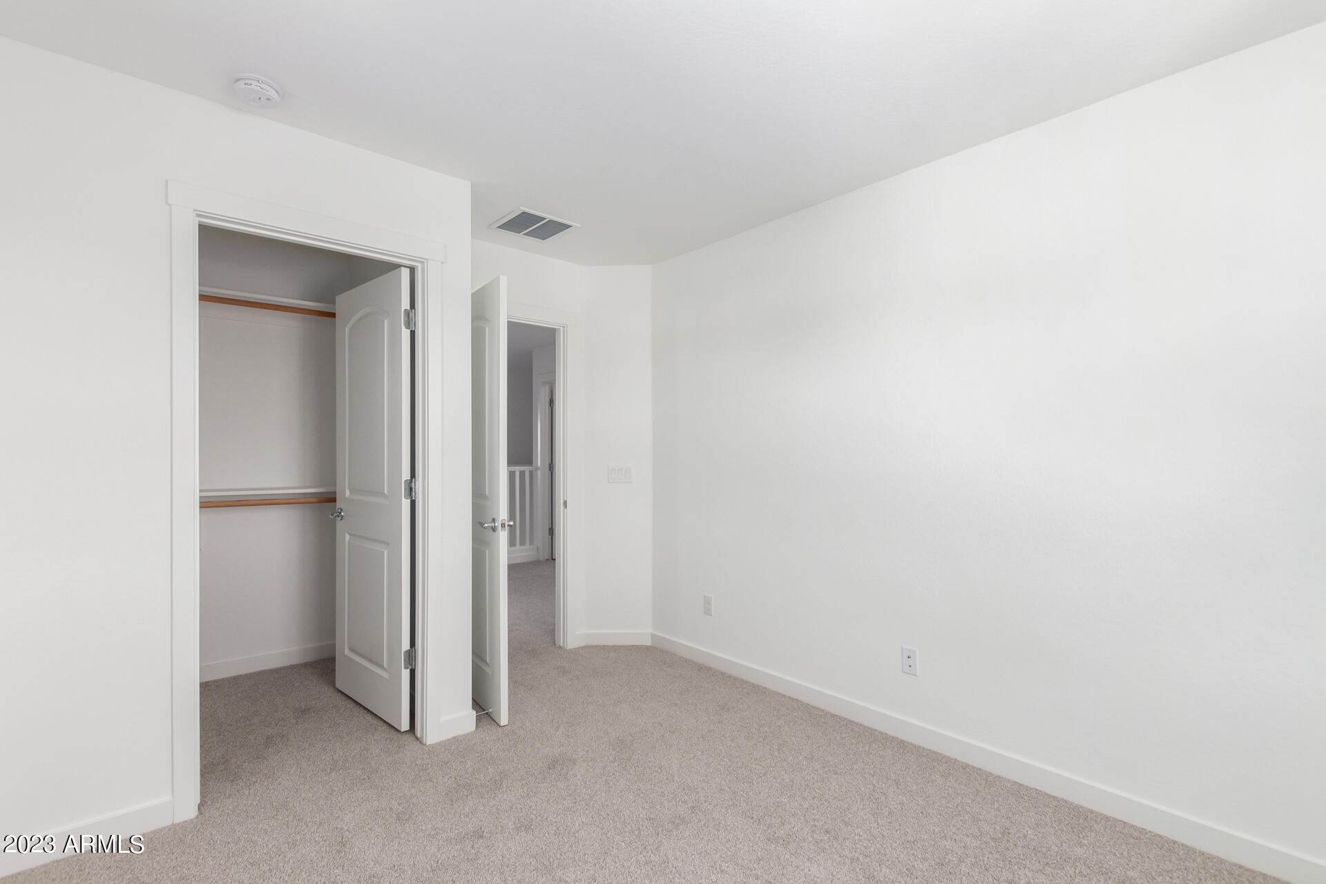 655 S Del Rancho Circle