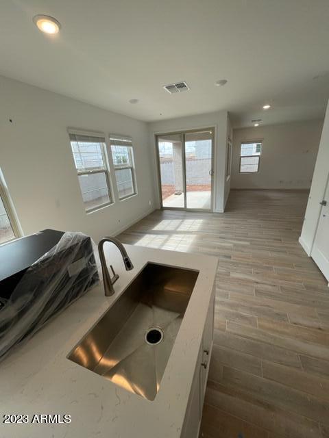 9223 E sphere Avenue