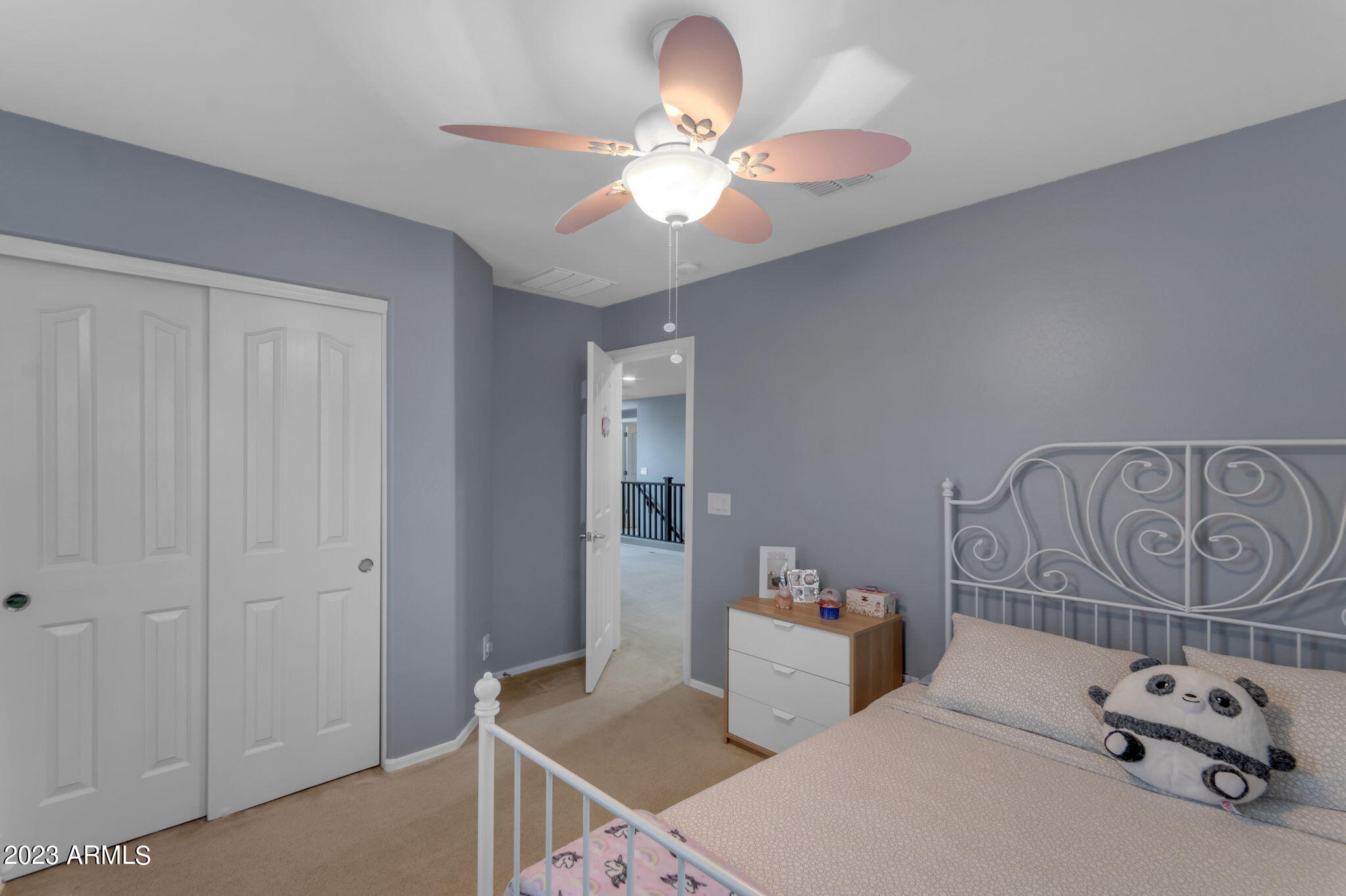 2656 E HICKORY Street