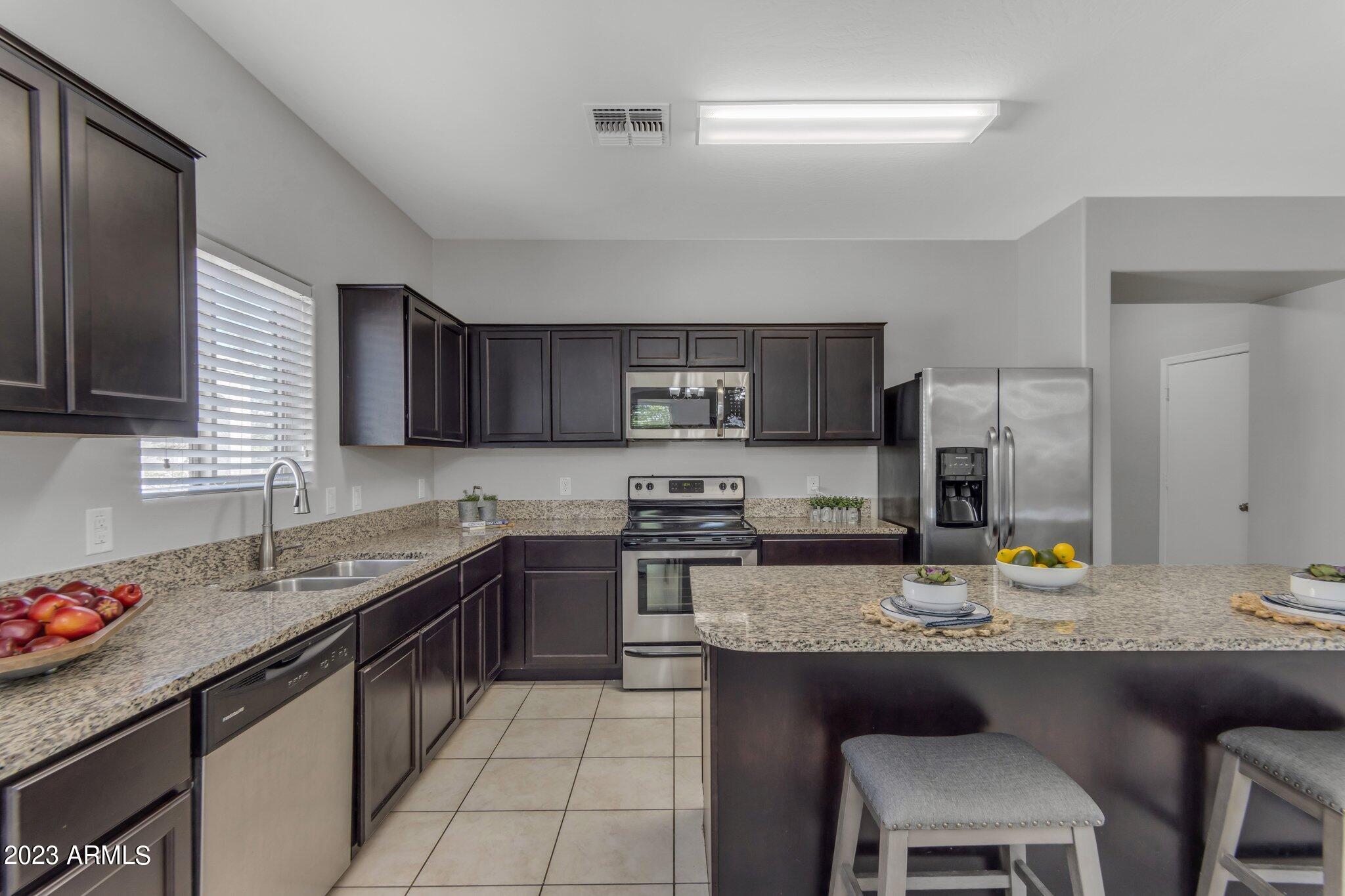 4843 E FIRE OPAL Lane