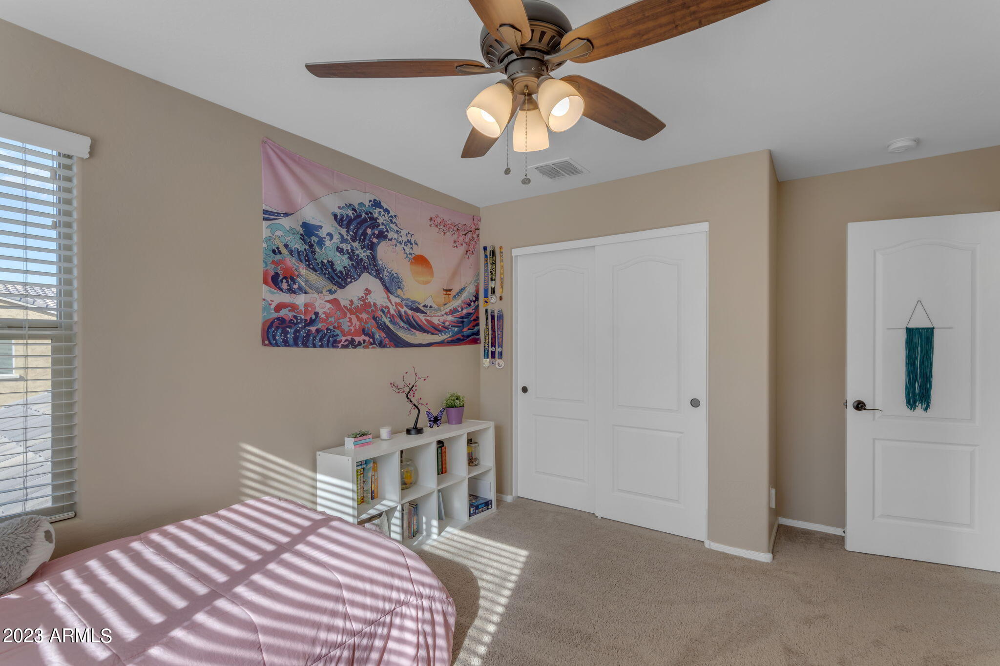 2388 E HAZELTINE Way