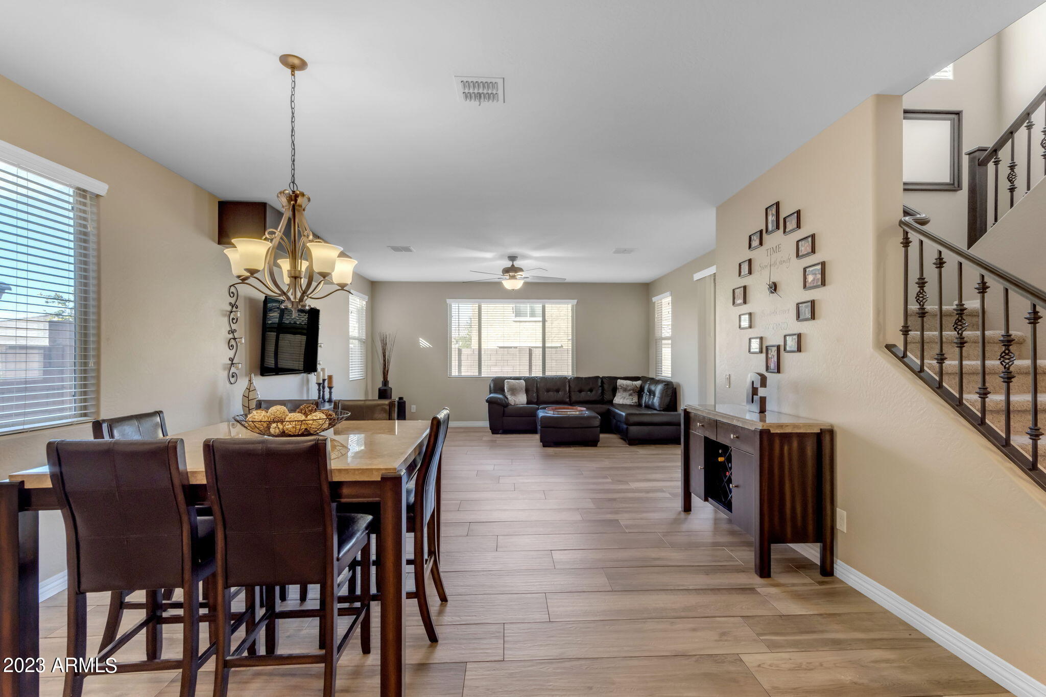 2388 E HAZELTINE Way