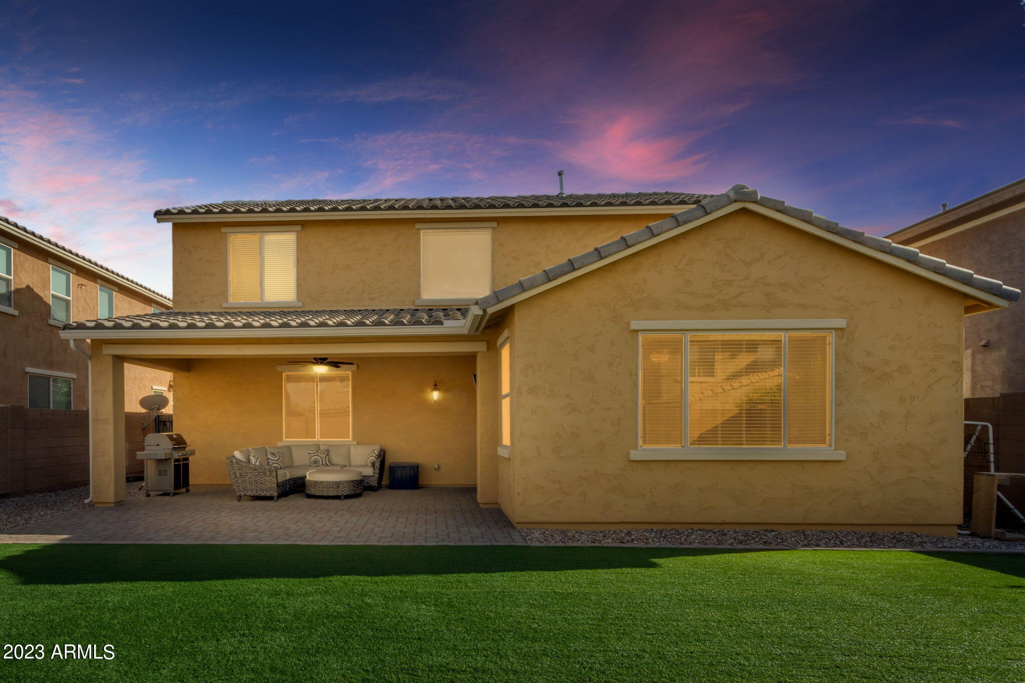 2388 E HAZELTINE Way