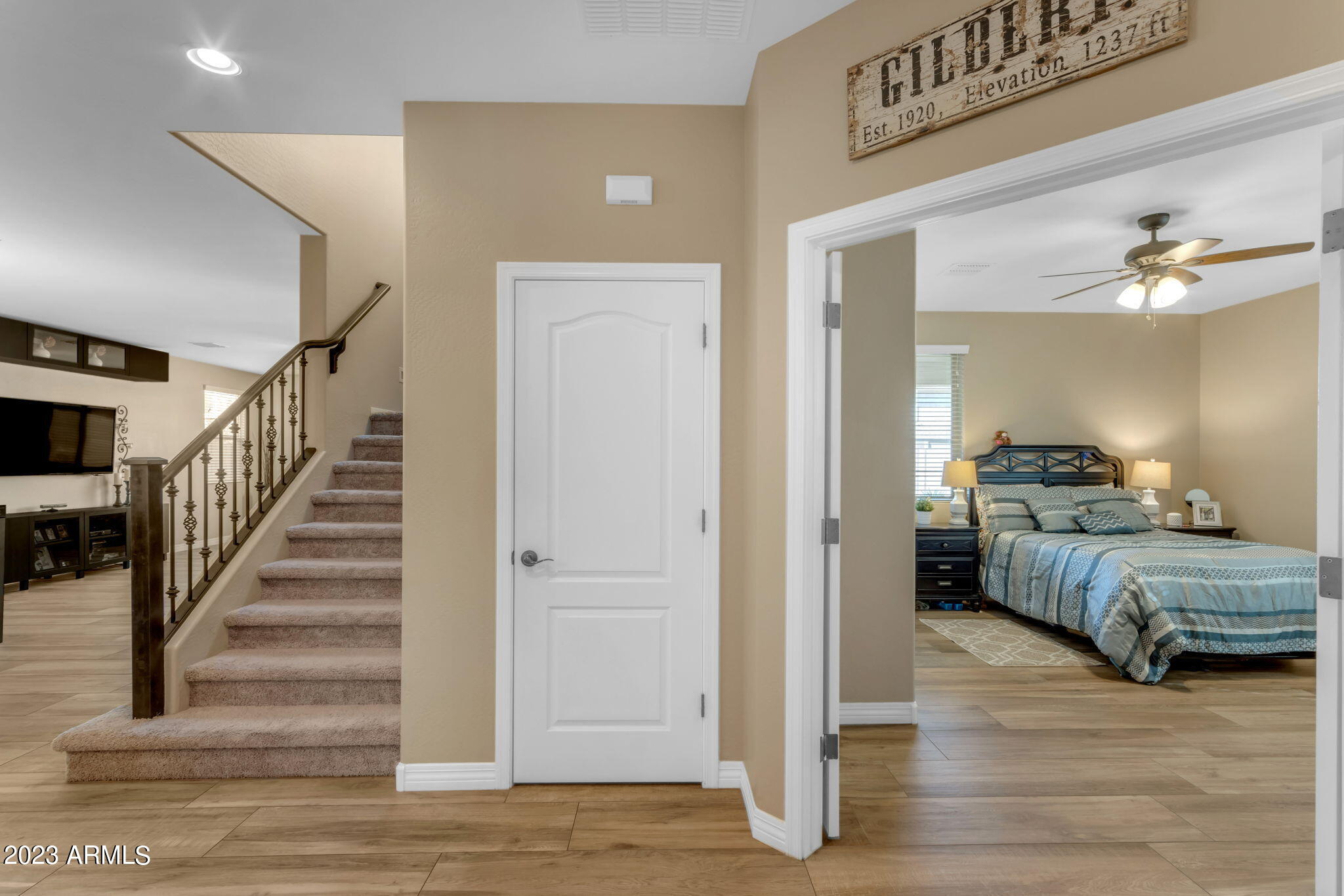 2388 E HAZELTINE Way