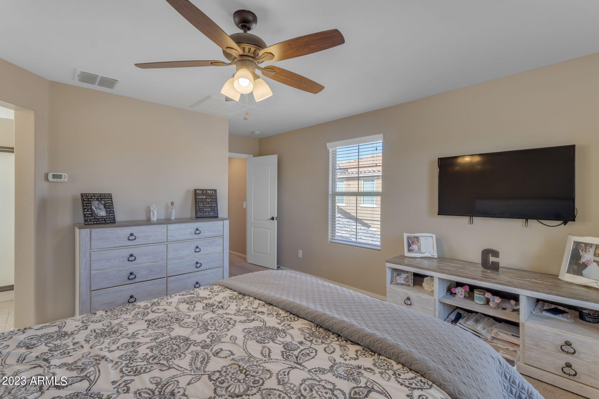 2388 E HAZELTINE Way