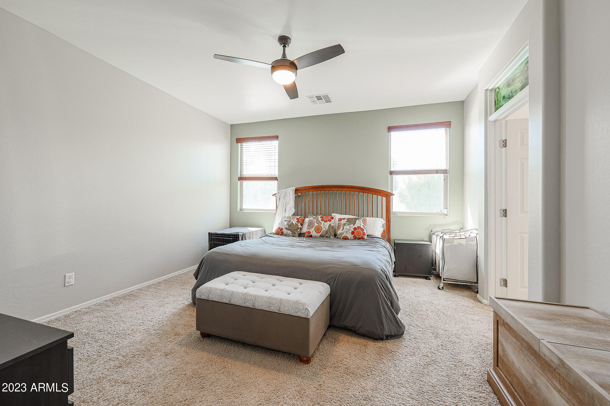 2221 E EVERGLADE Lane