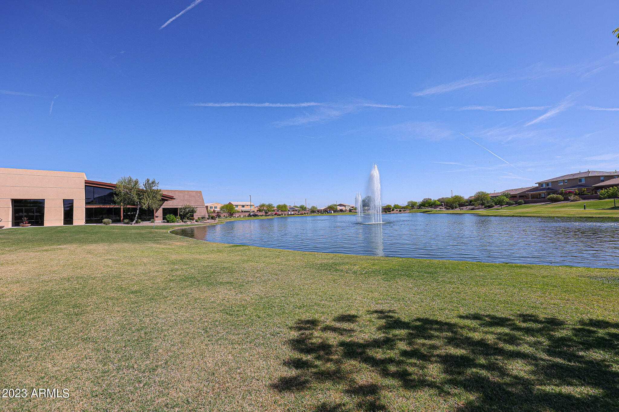 2221 E EVERGLADE Lane