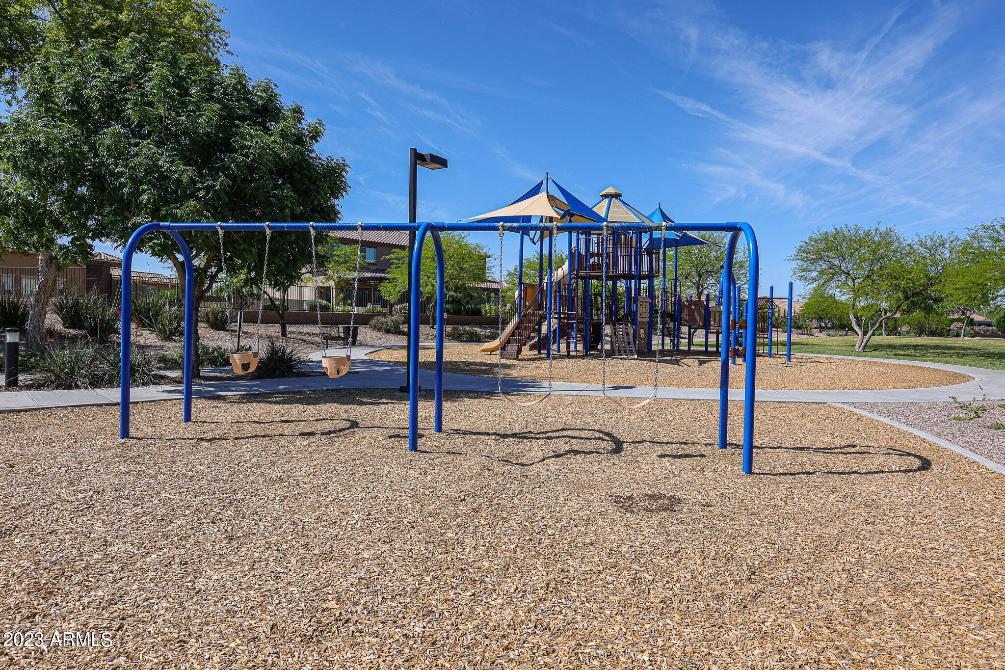 2221 E EVERGLADE Lane