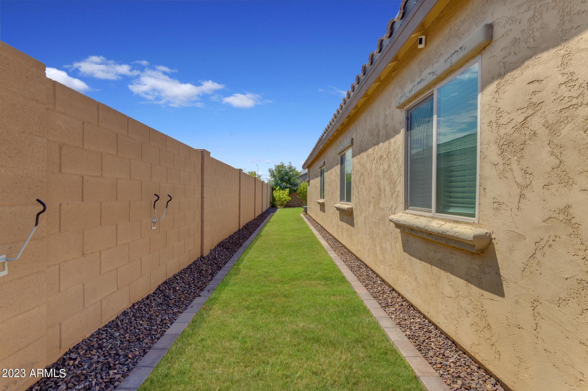 11047 E TOPAZ Avenue