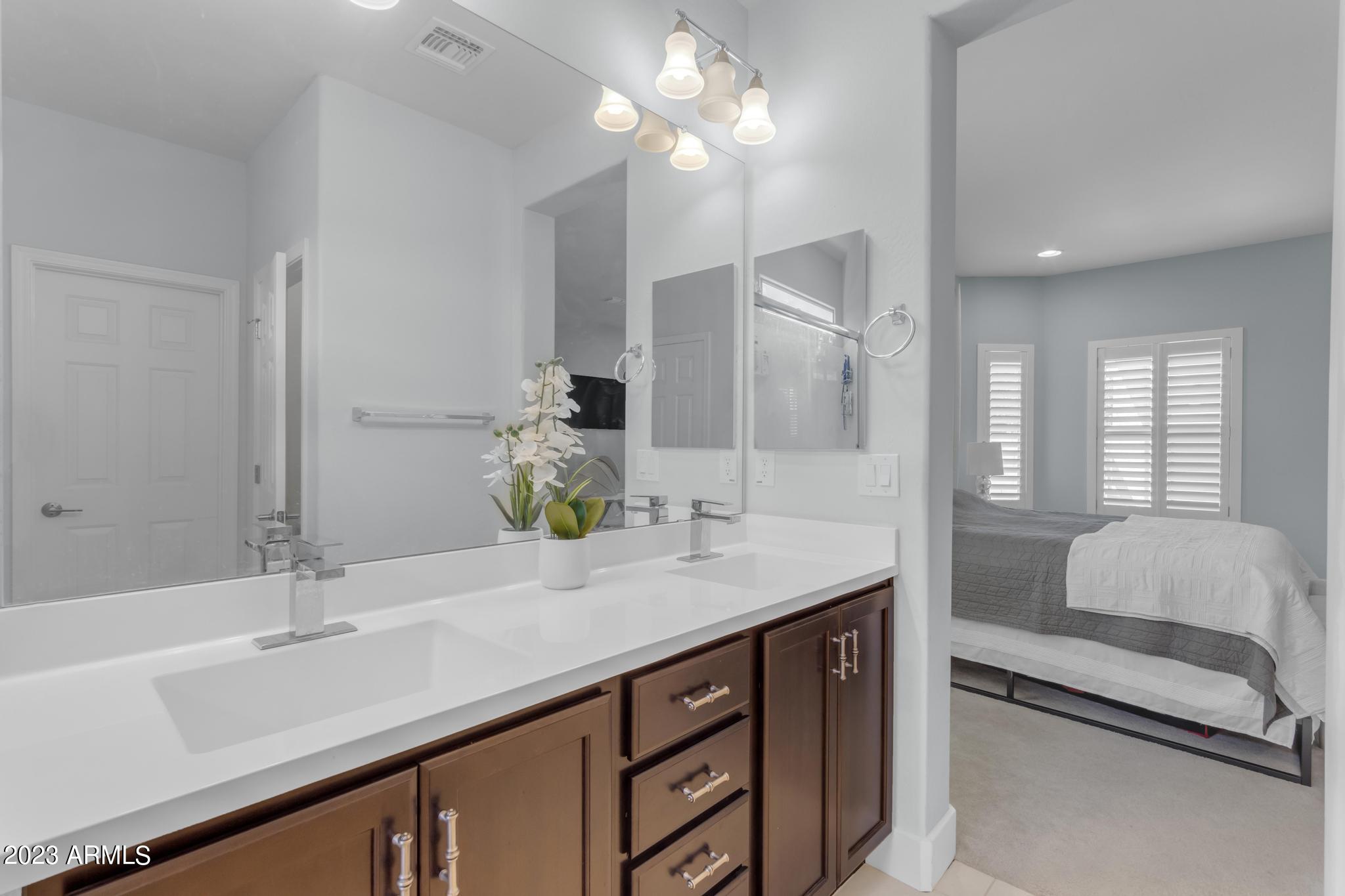 11047 E TOPAZ Avenue