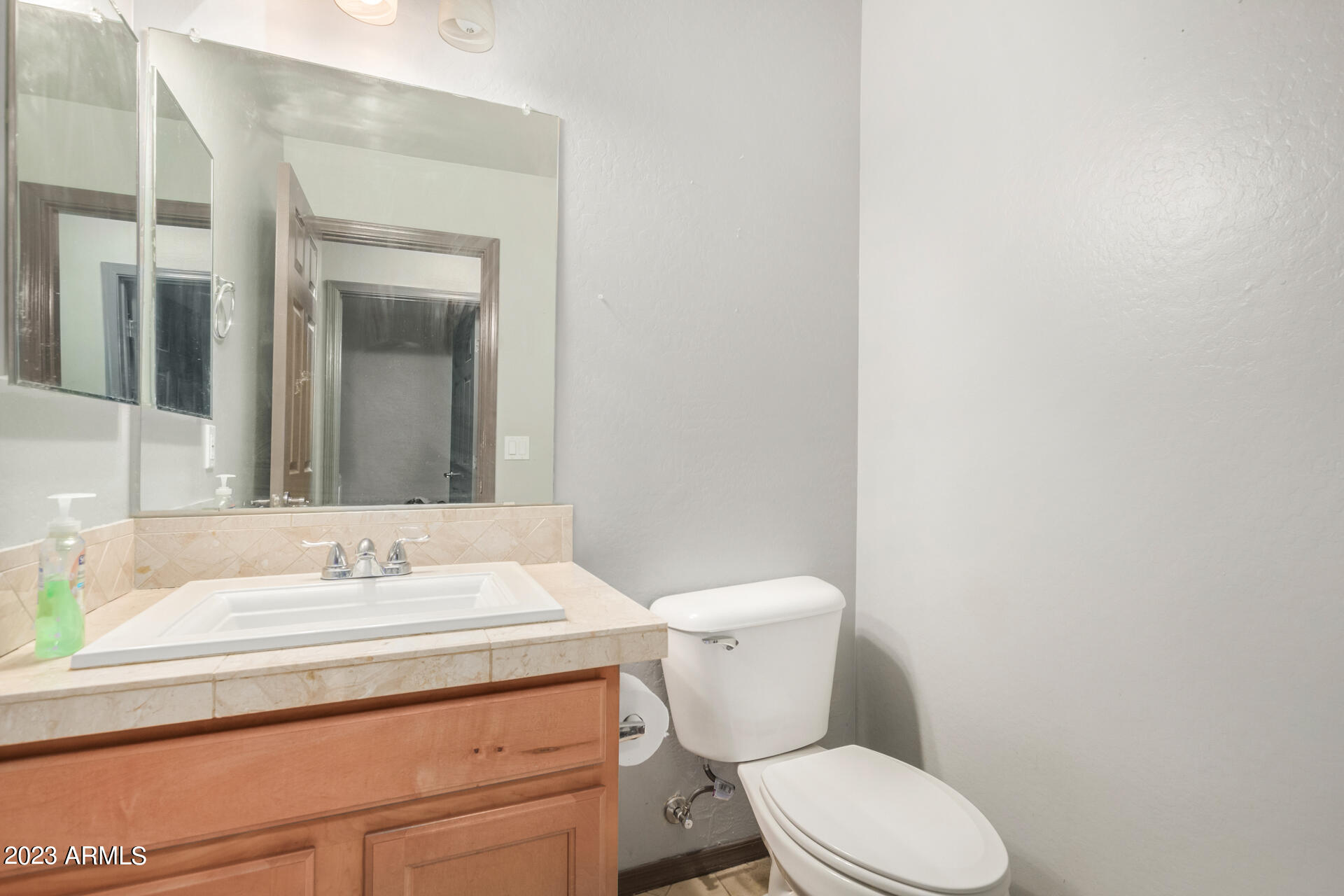 1526 E Silver Reef Drive