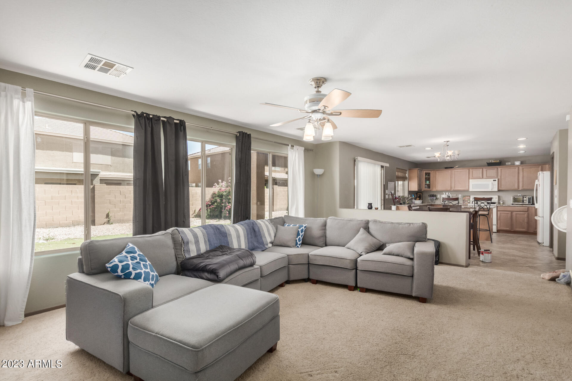 1526 E Silver Reef Drive