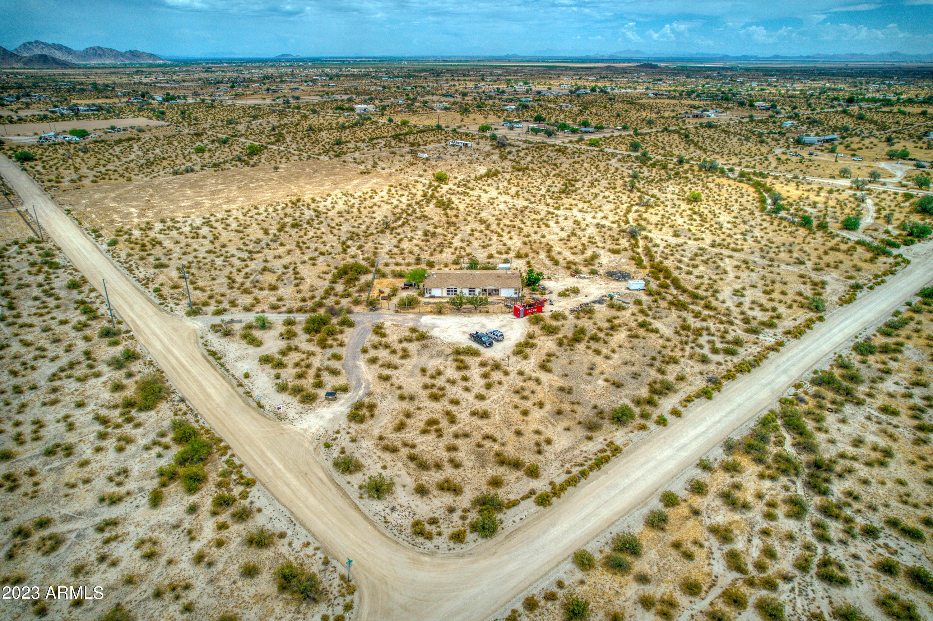 3747 N BRANDING IRON Road