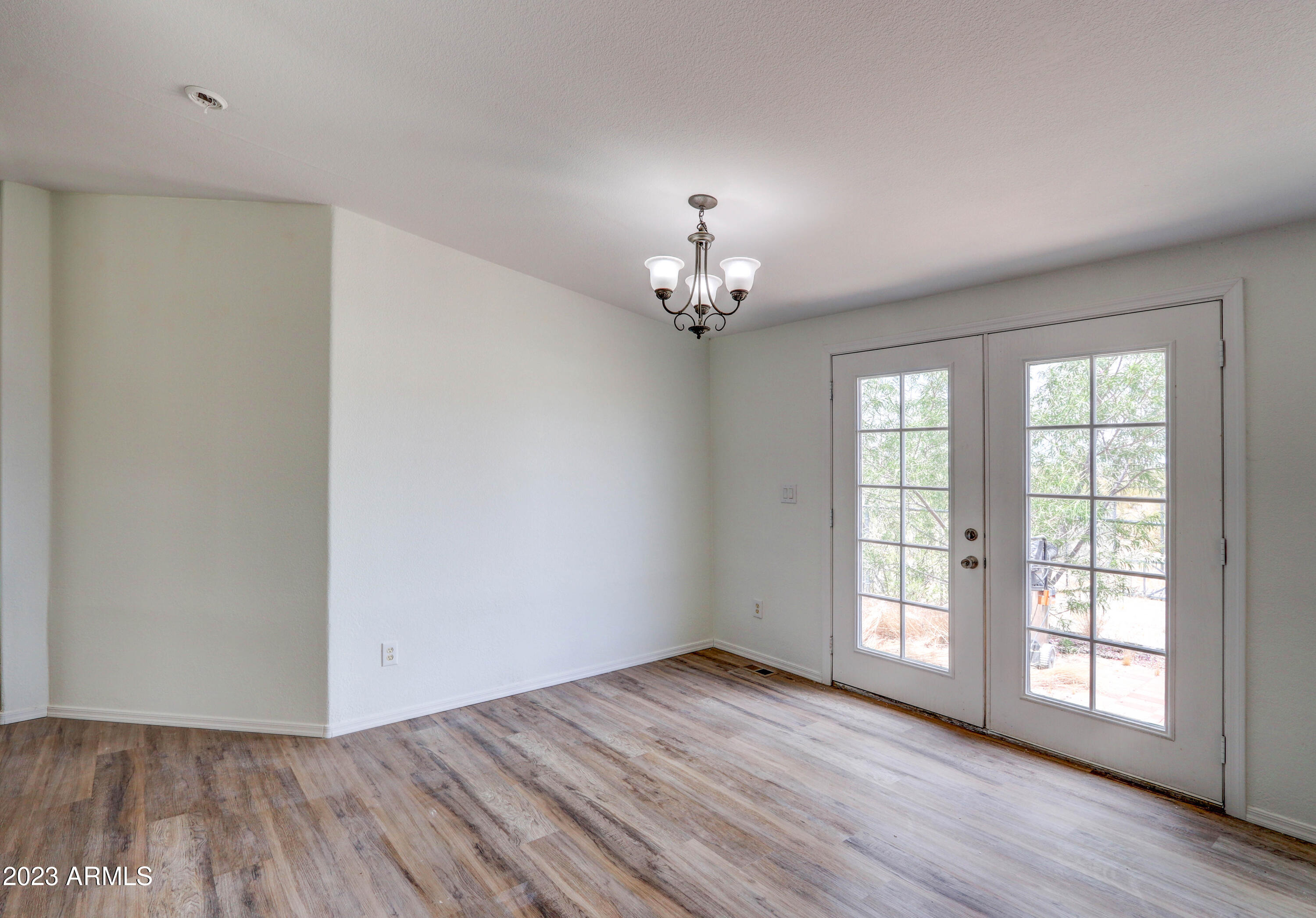 3747 N BRANDING IRON Road