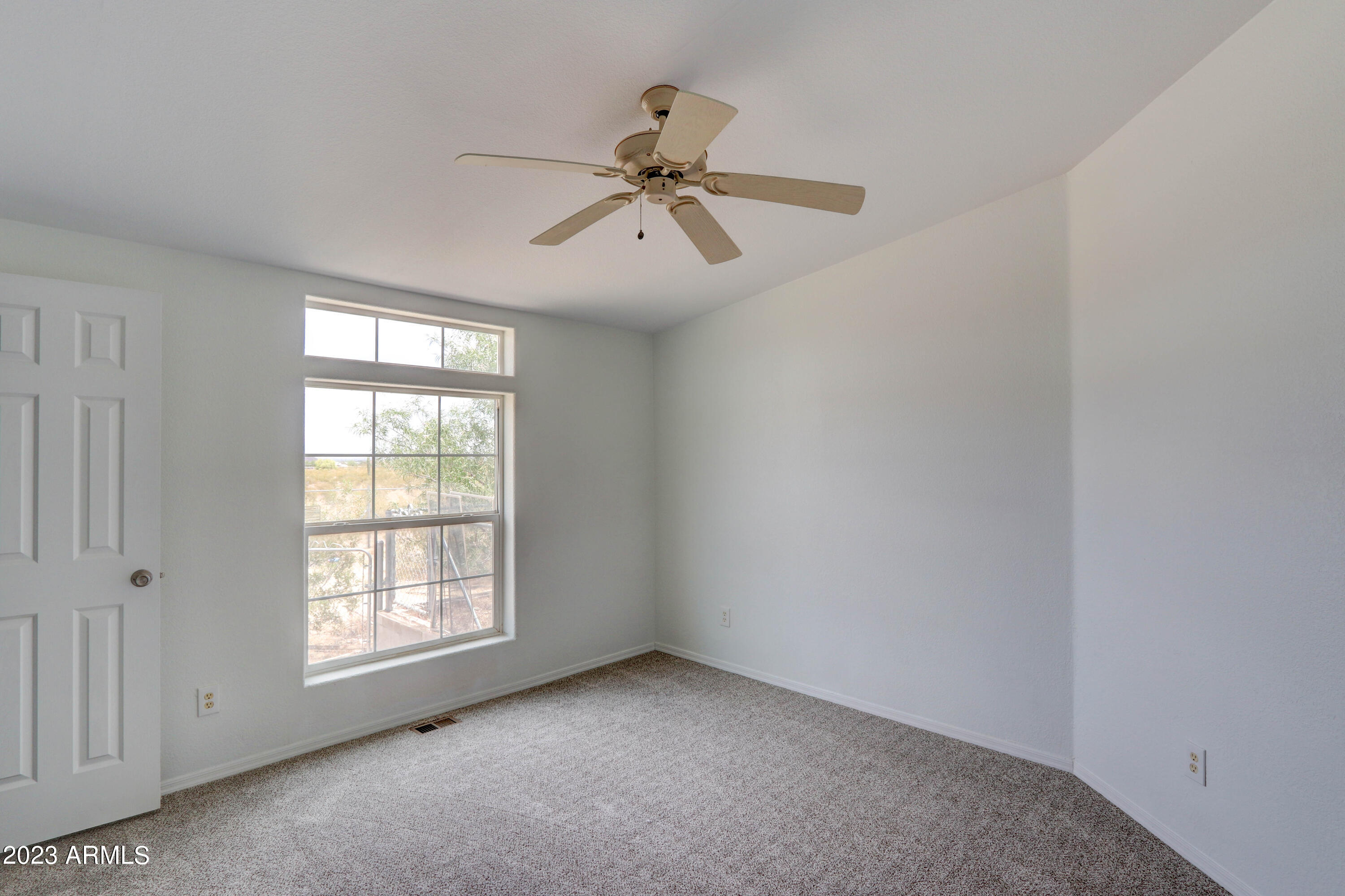 3747 N BRANDING IRON Road