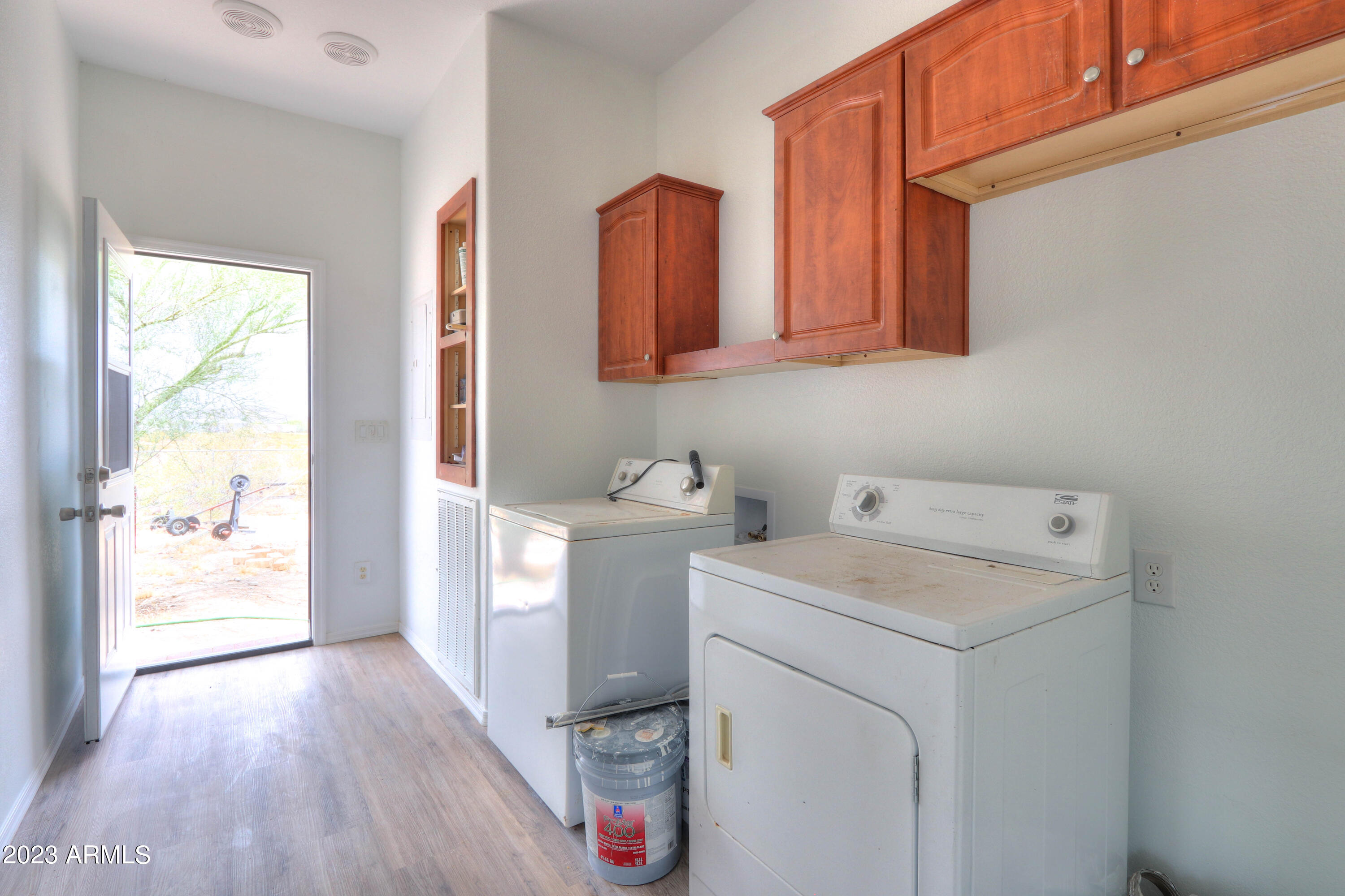 3747 N BRANDING IRON Road