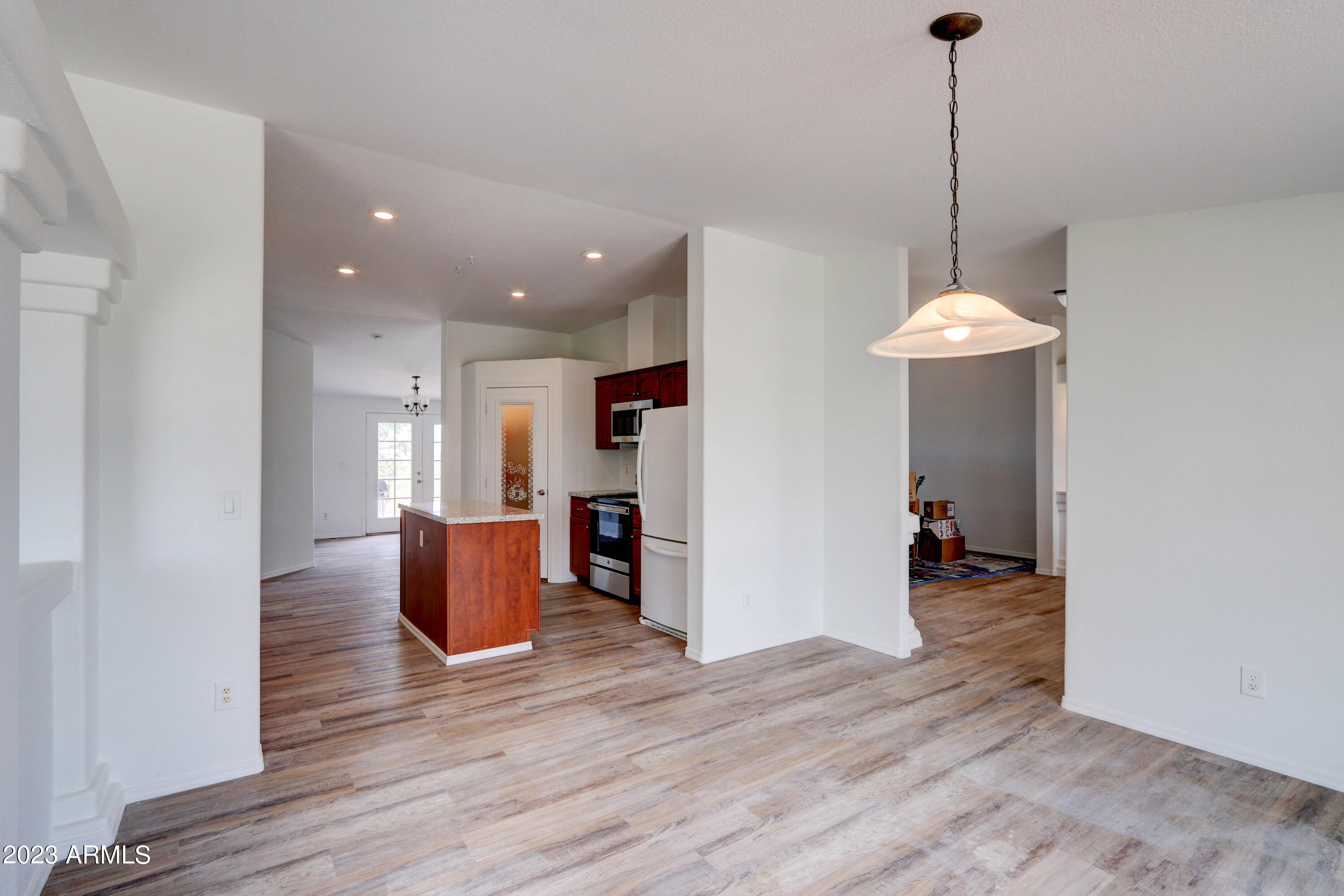 3747 N BRANDING IRON Road