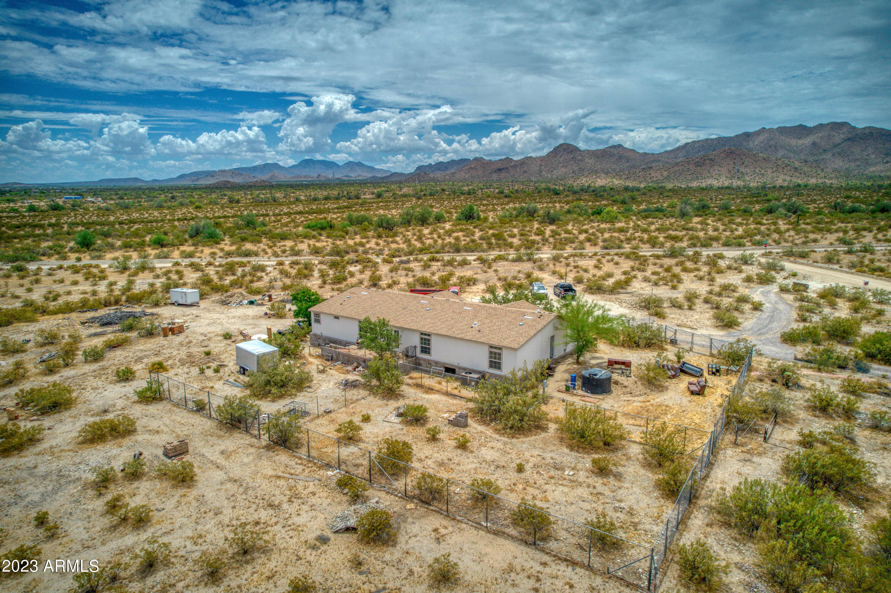 3747 N BRANDING IRON Road