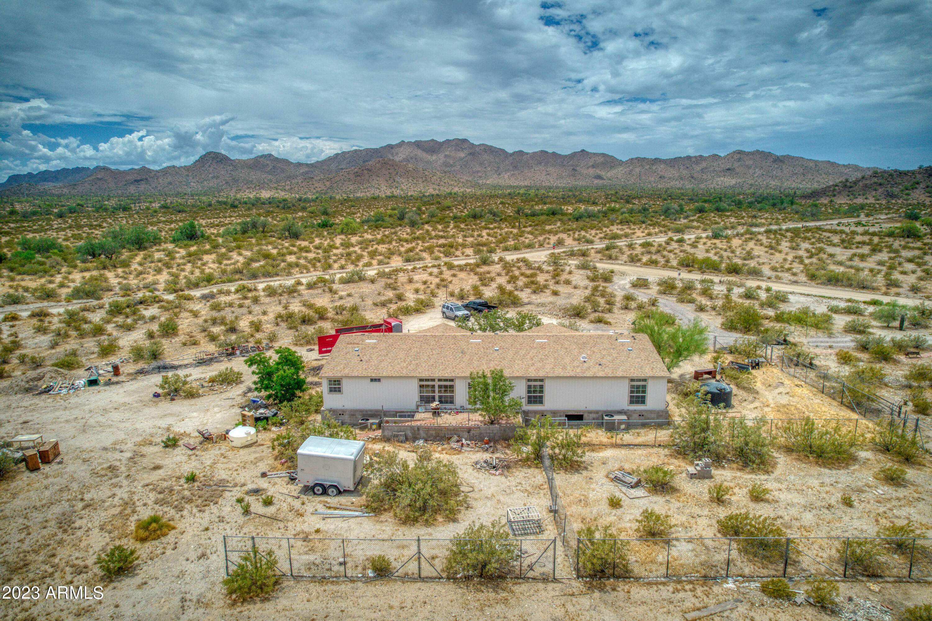 3747 N BRANDING IRON Road