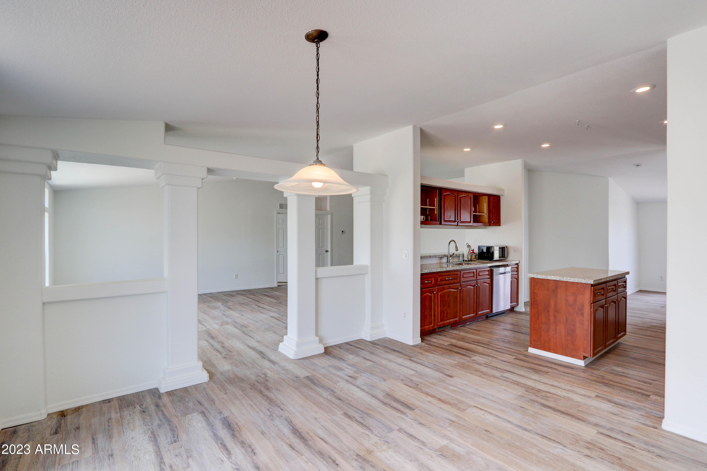 3747 N BRANDING IRON Road