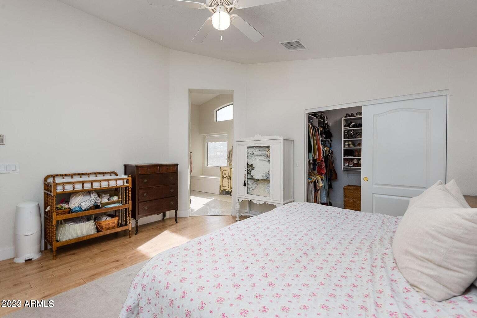 2964 S WOODRUFF Circle