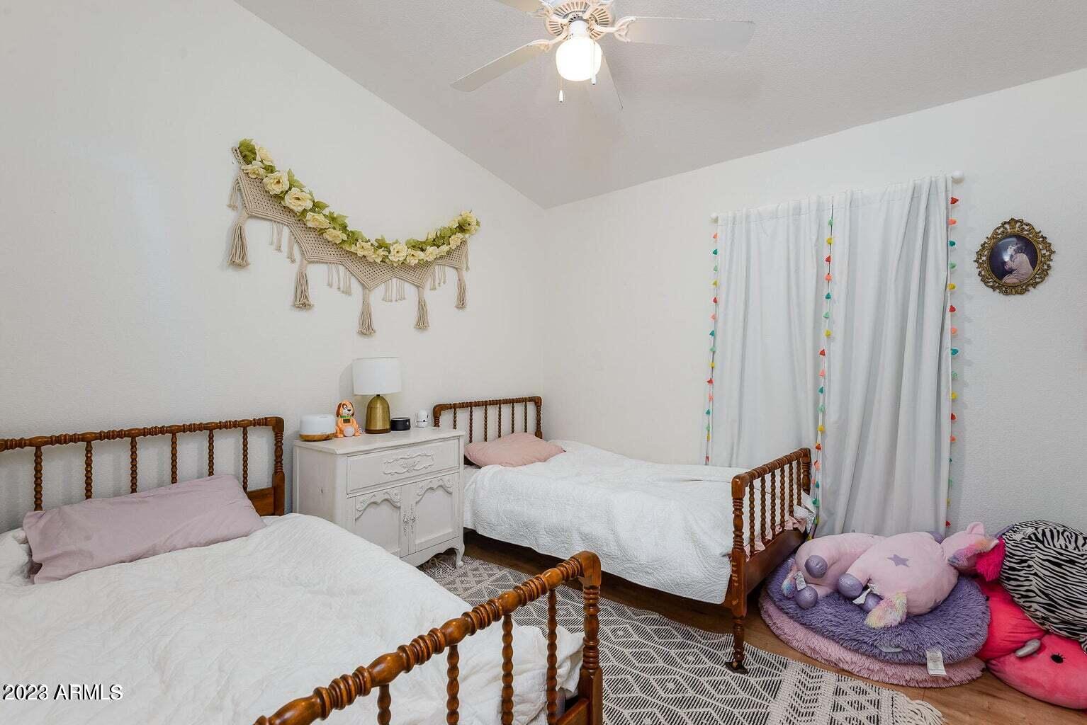 2964 S WOODRUFF Circle