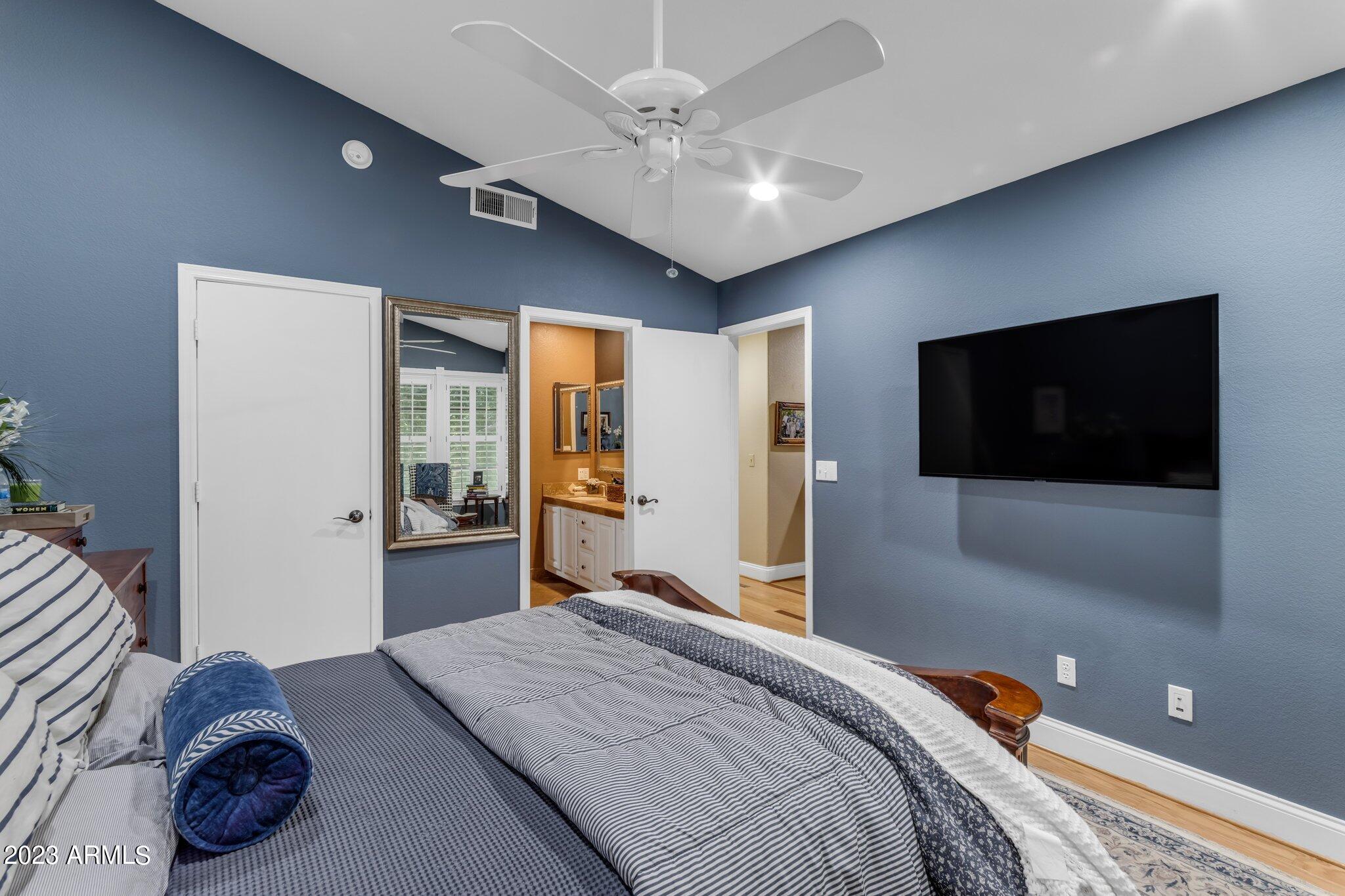 2875 W HIGHLAND Street, 1117