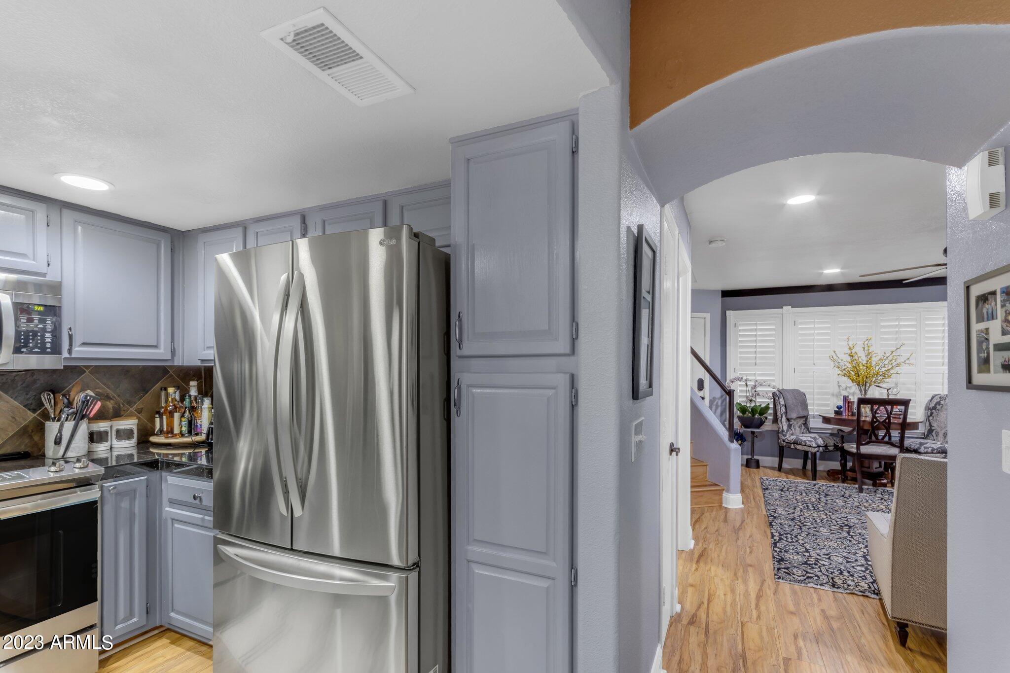 2875 W HIGHLAND Street, 1117