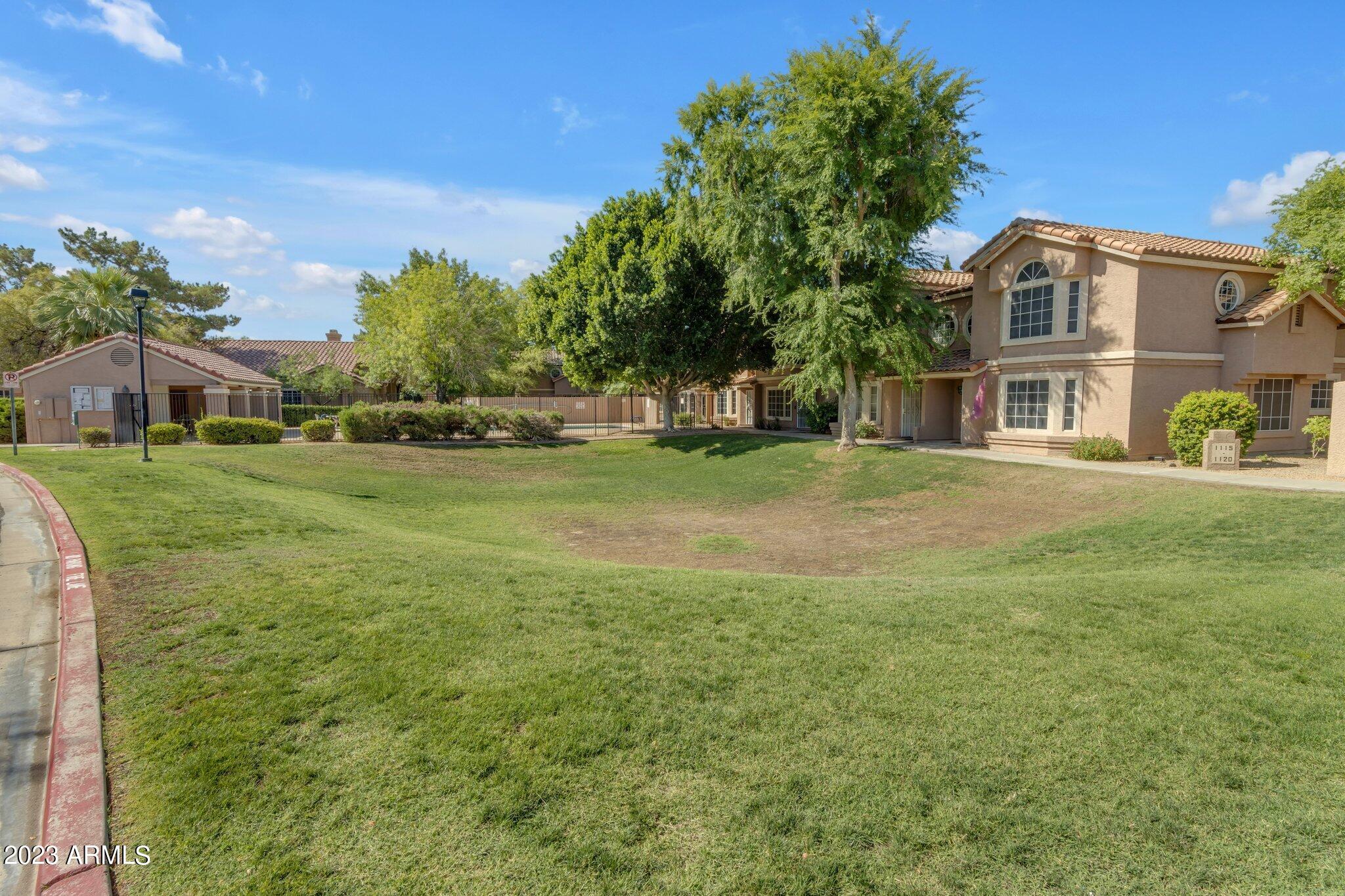 2875 W HIGHLAND Street, 1117