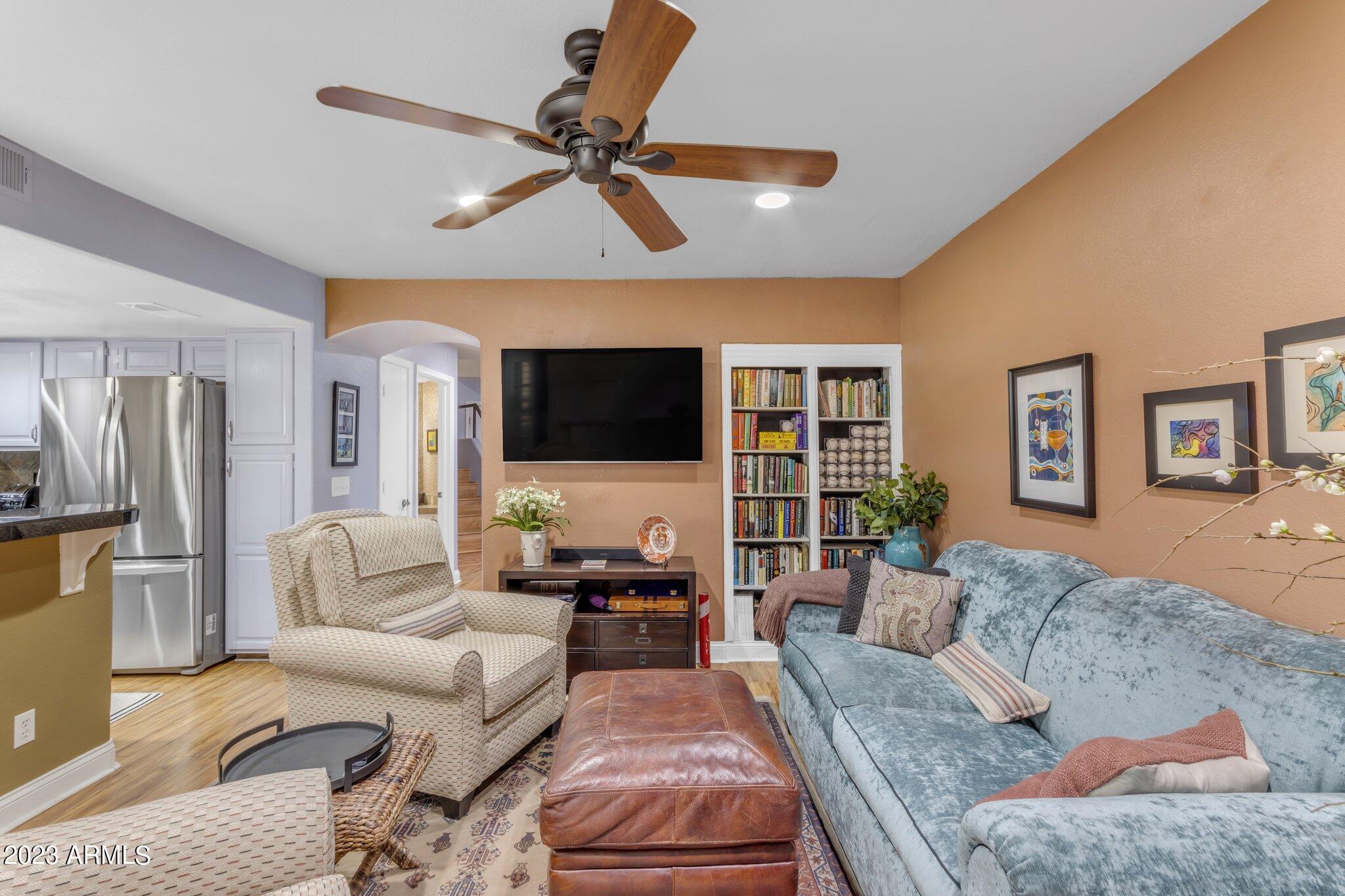 2875 W HIGHLAND Street, 1117