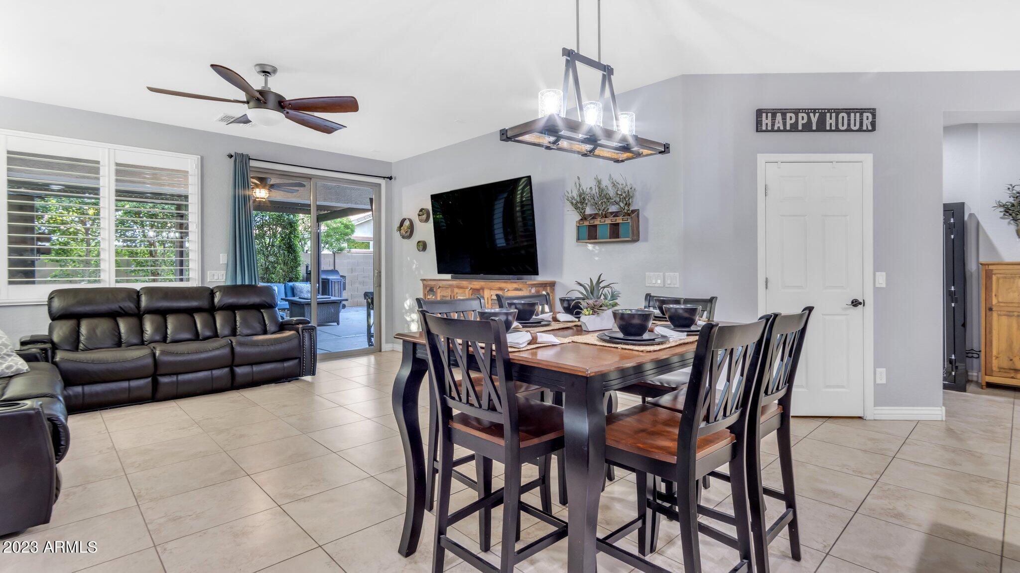 2232 E GILLCREST Road