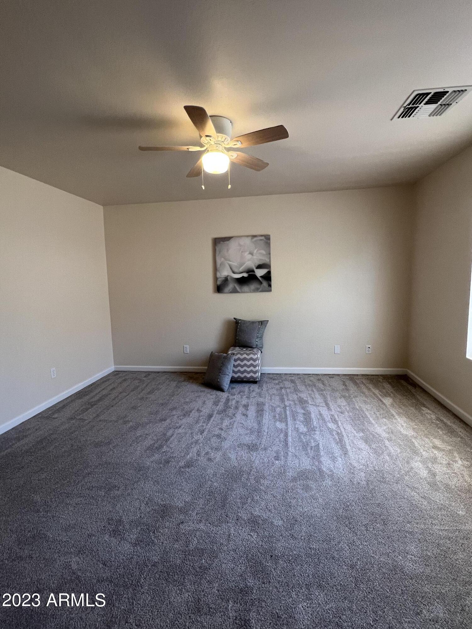 2208 W PINKLEY Avenue