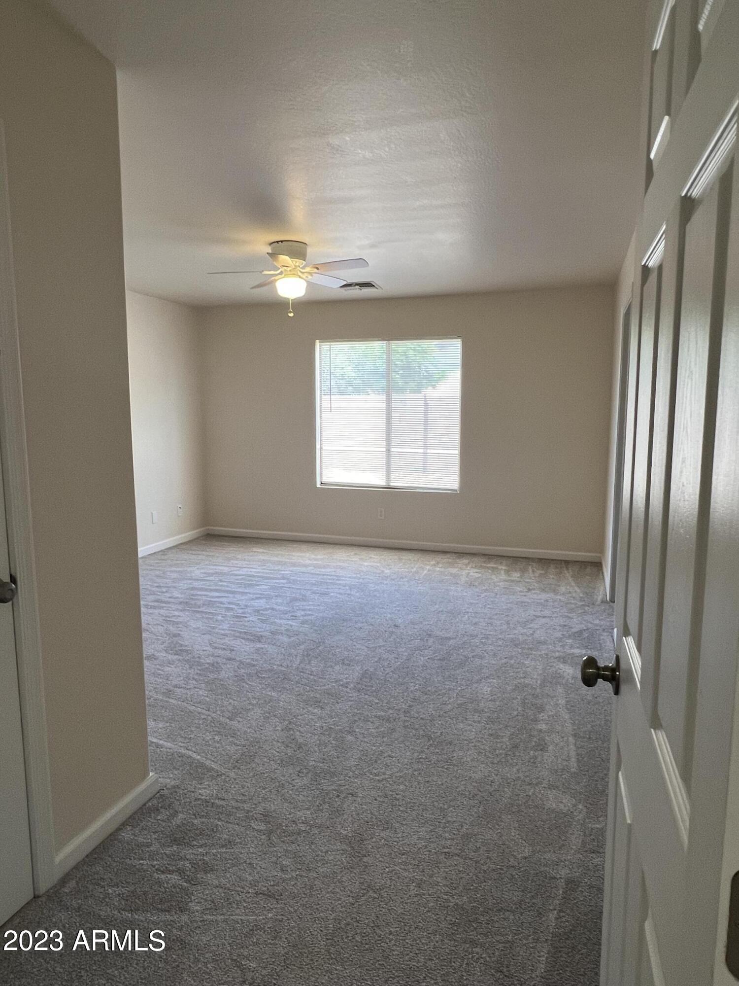 2208 W PINKLEY Avenue