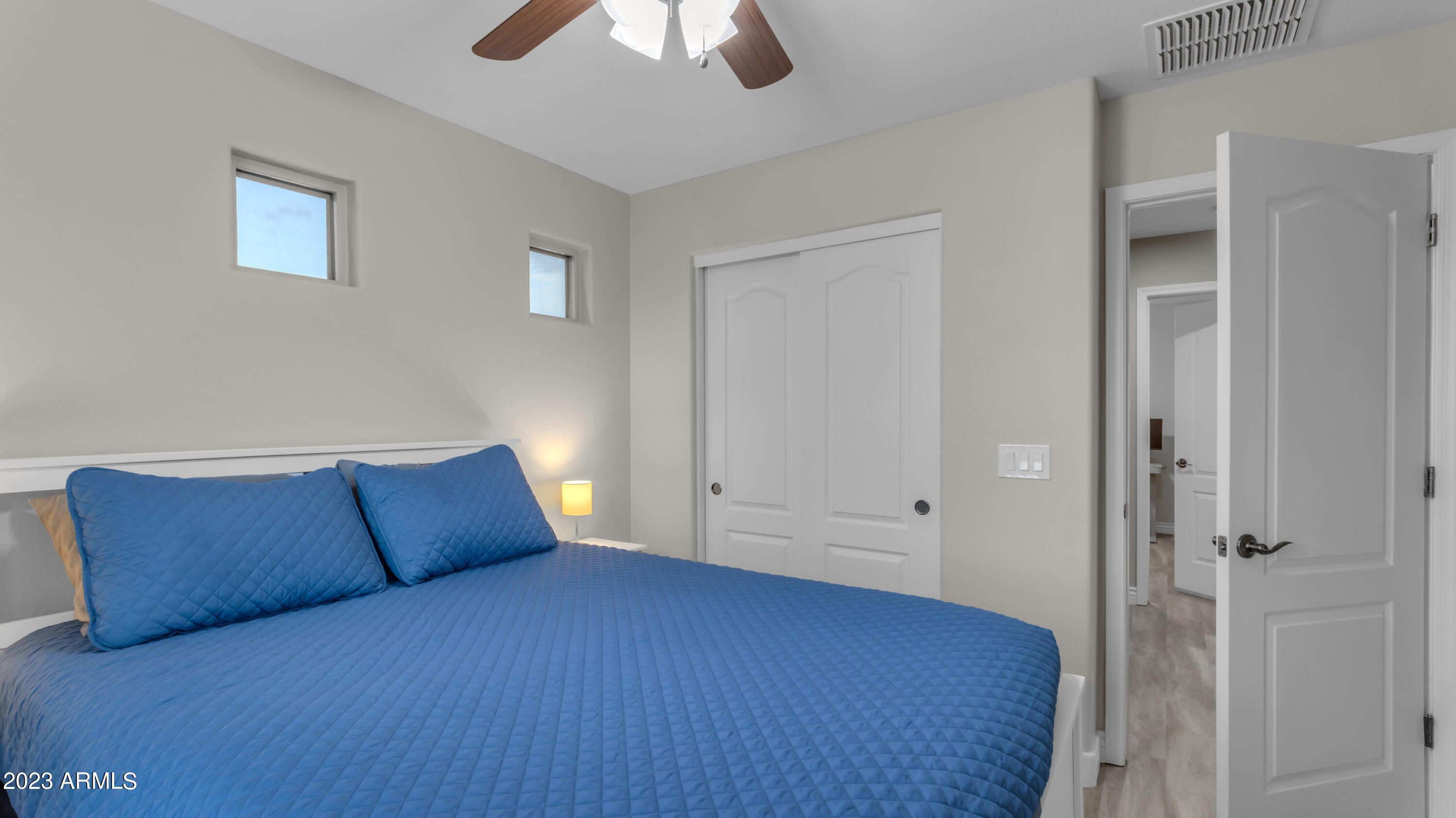 2261 E HAZELTINE Way